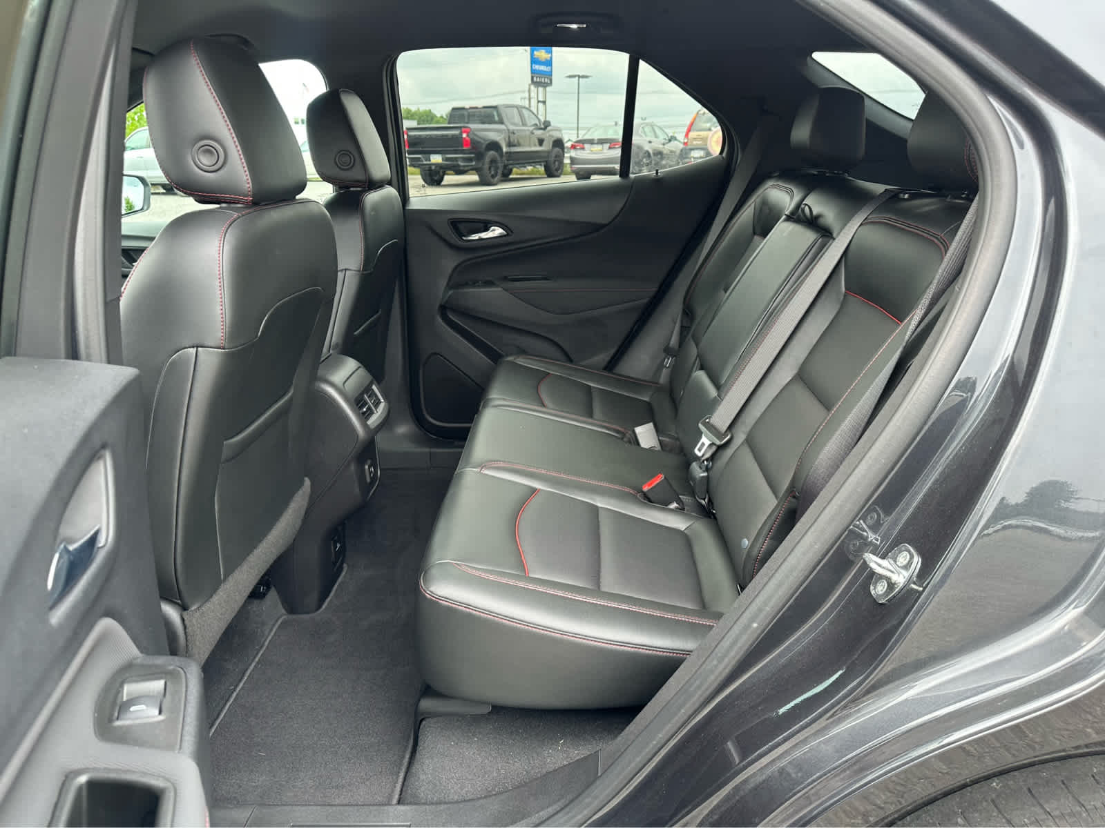 Thumbnail: 2022 Chevrolet Equinox - 22