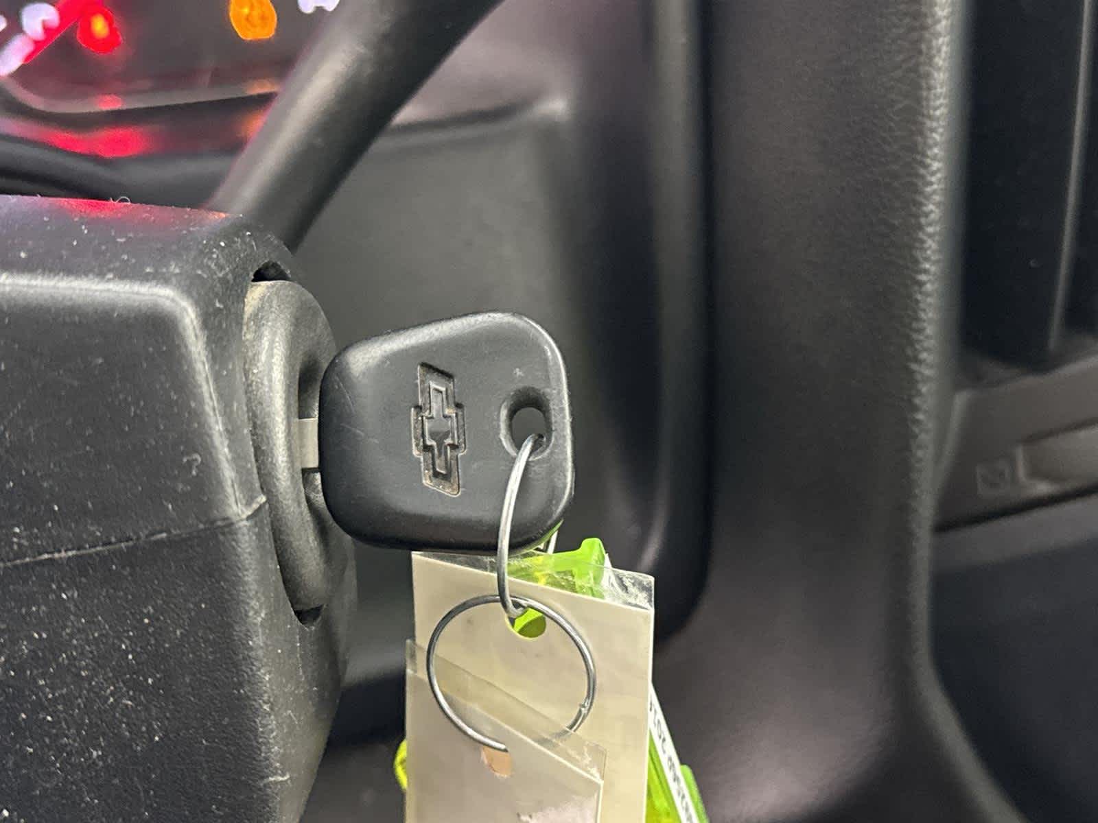 Thumbnail: 2016 Chevrolet Silverado 2500 - 28