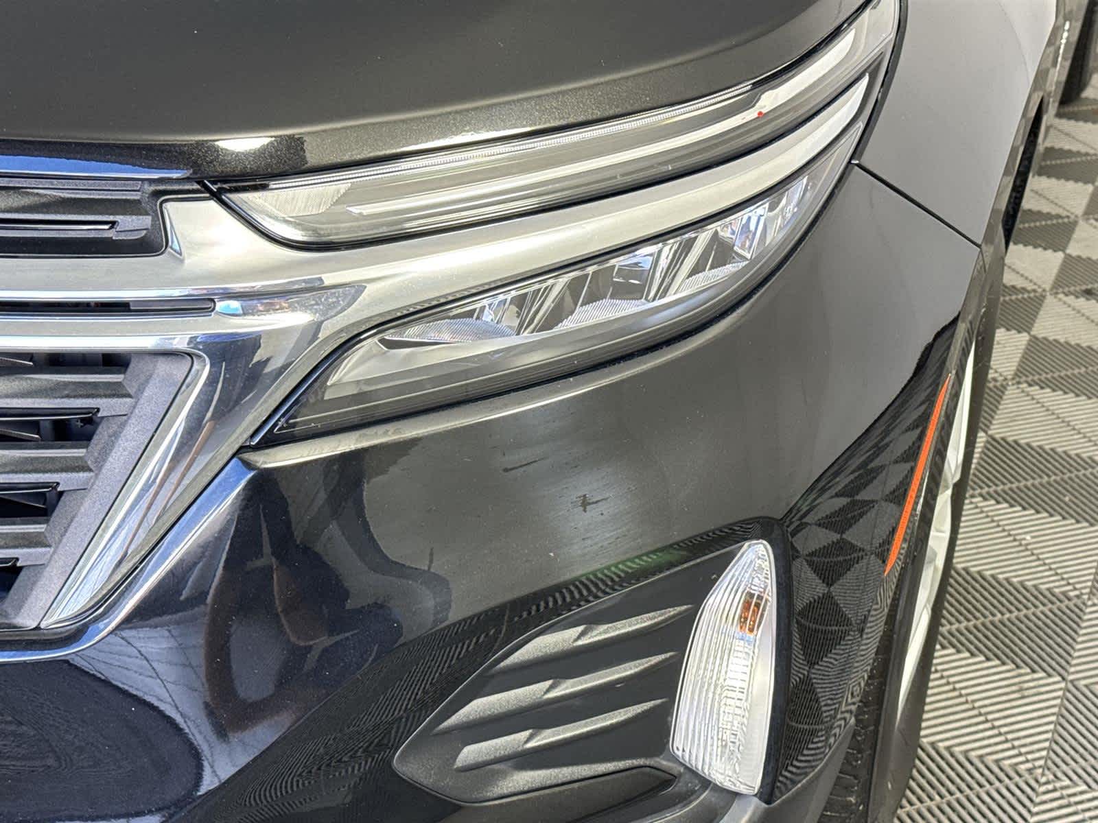 Thumbnail: 2022 Chevrolet Equinox - 9