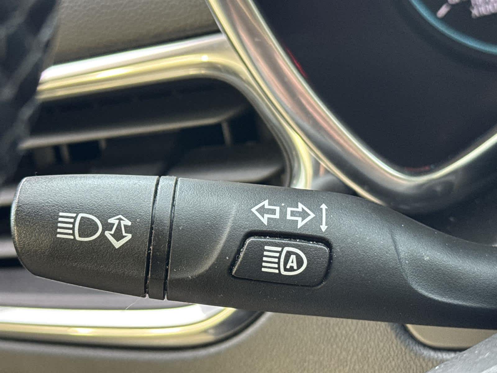 Thumbnail: 2023 Chevrolet Equinox - 28