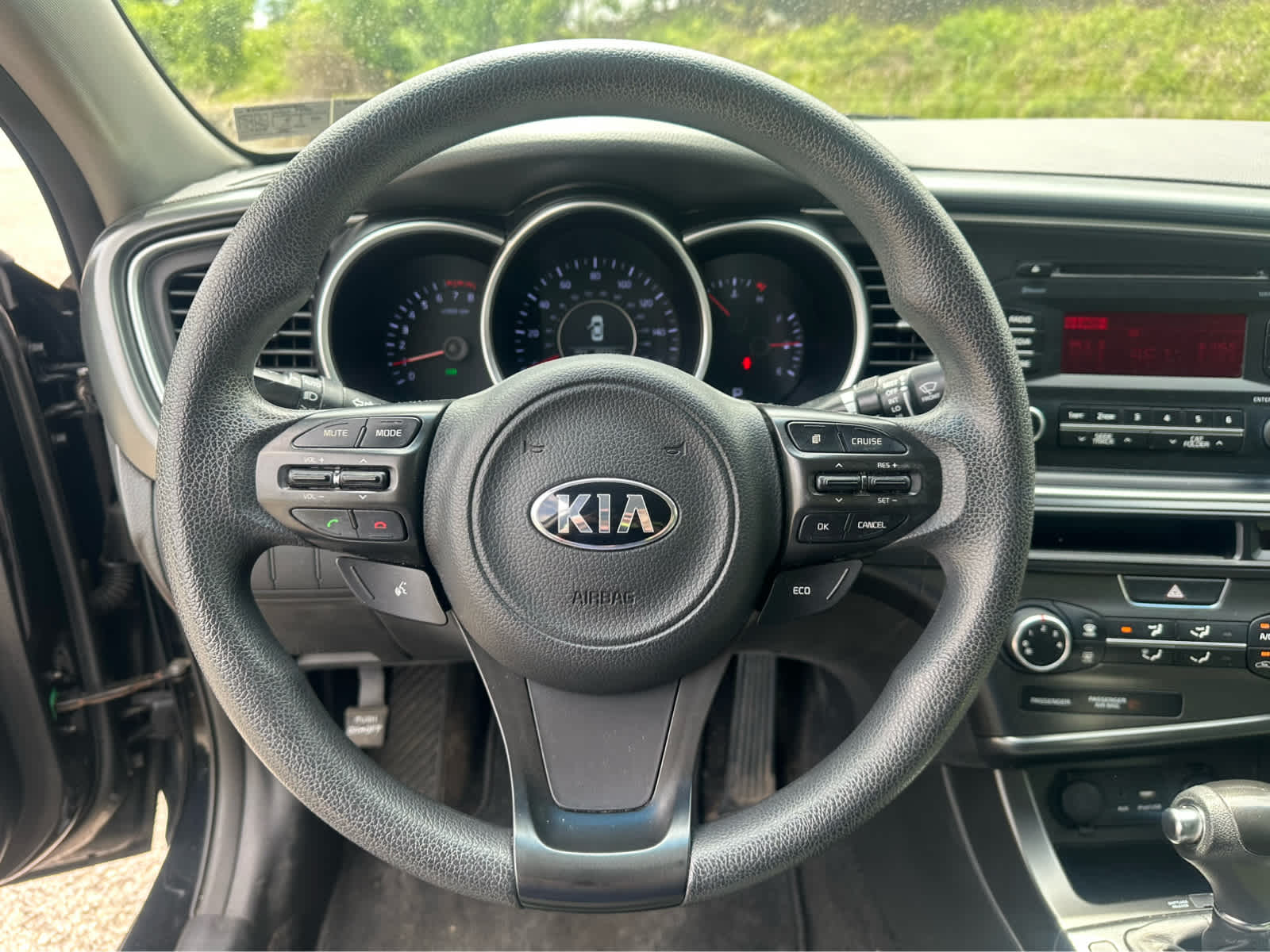 Thumbnail: 2015 Kia Optima - 11