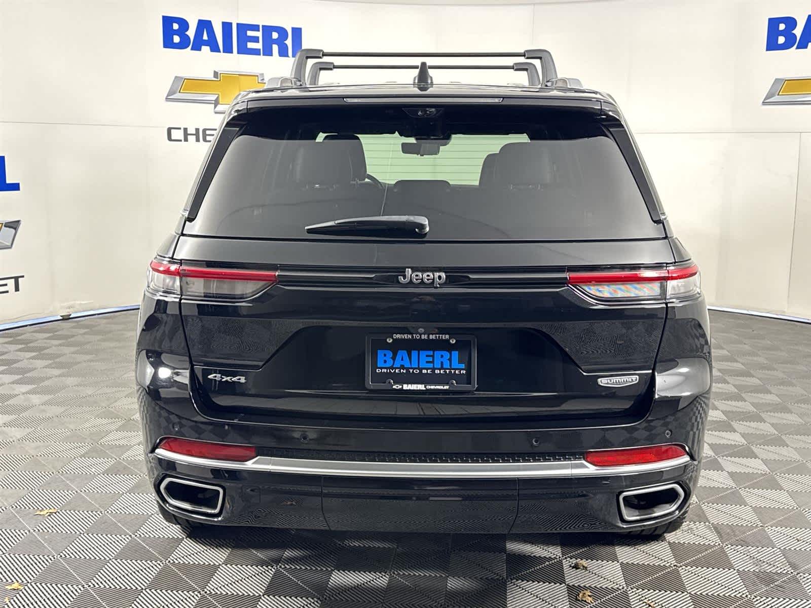 Thumbnail: 2022 Jeep Grand Cherokee - 4