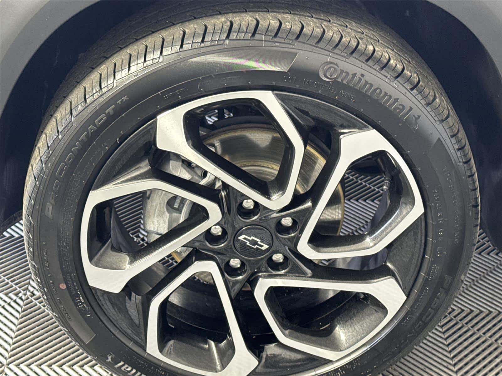 Thumbnail: 2024 Chevrolet Trax - 10