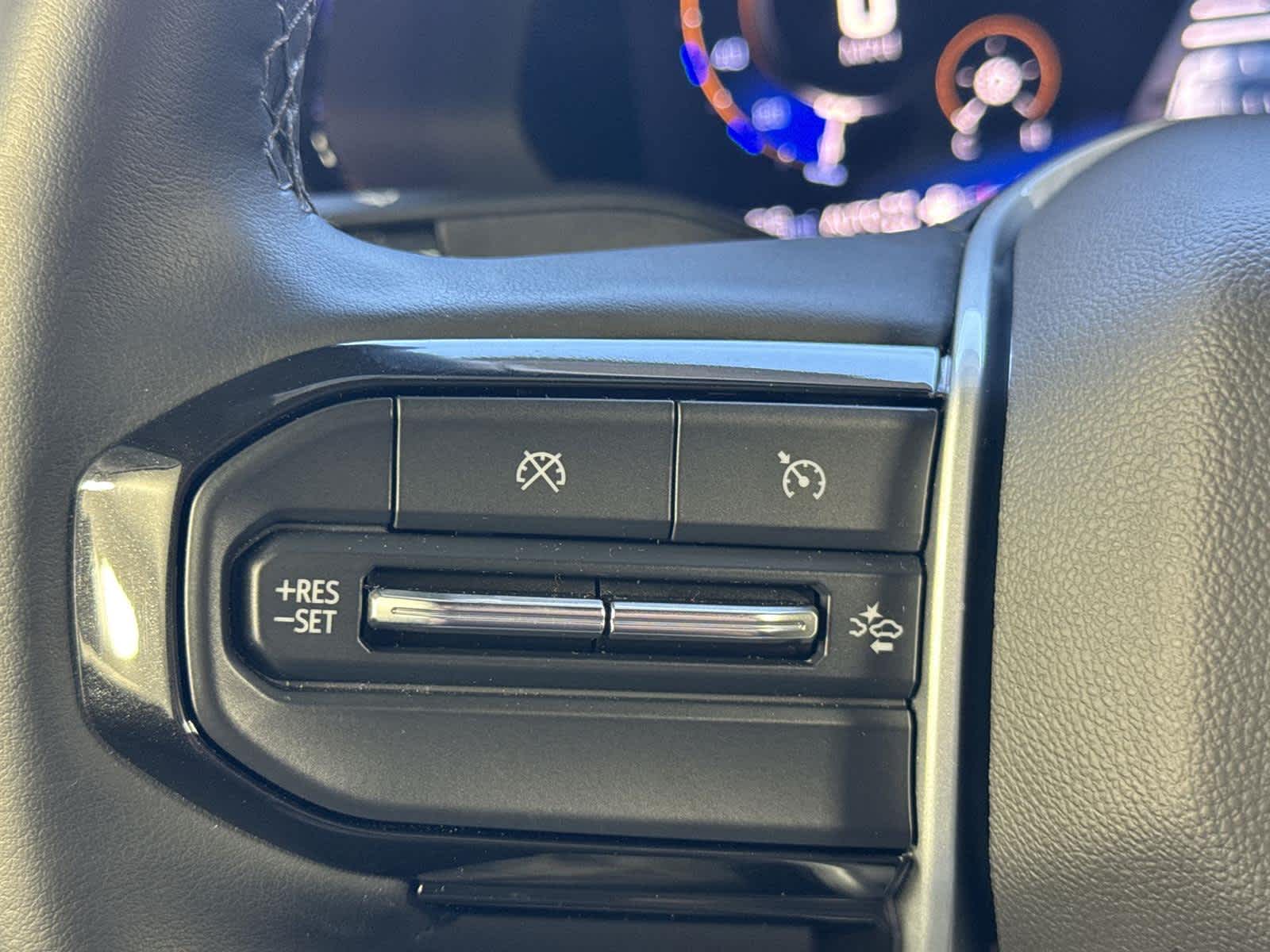 Thumbnail: 2024 Chevrolet Colorado - 24