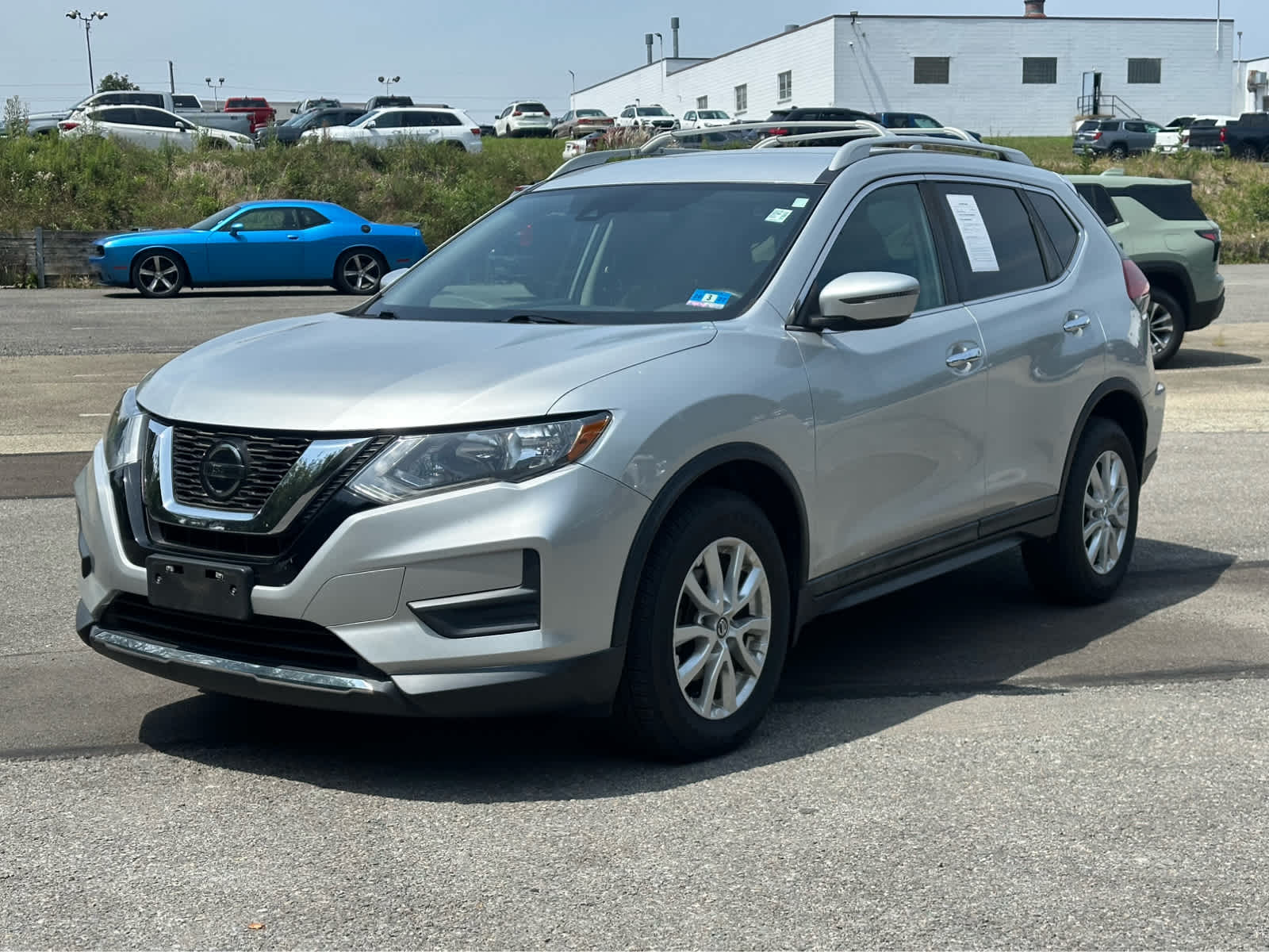 Thumbnail: 2020 Nissan Rogue - 1