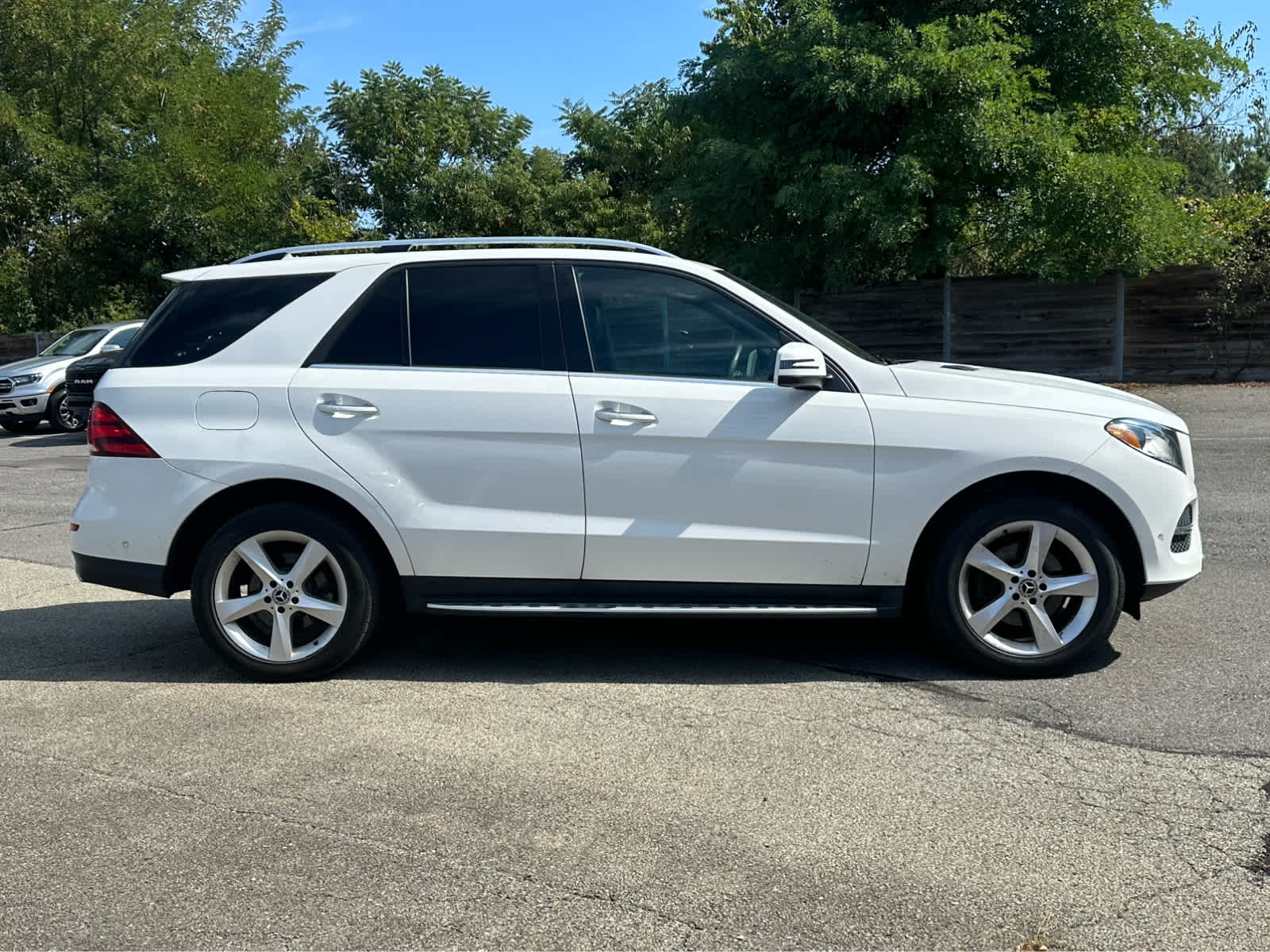 Thumbnail: 2018 Mercedes-Benz GLE - 8