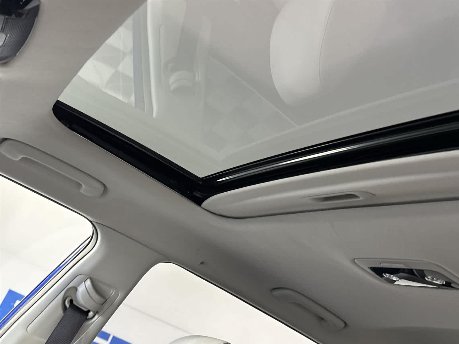 Thumbnail: 2022 Kia Seltos - 13