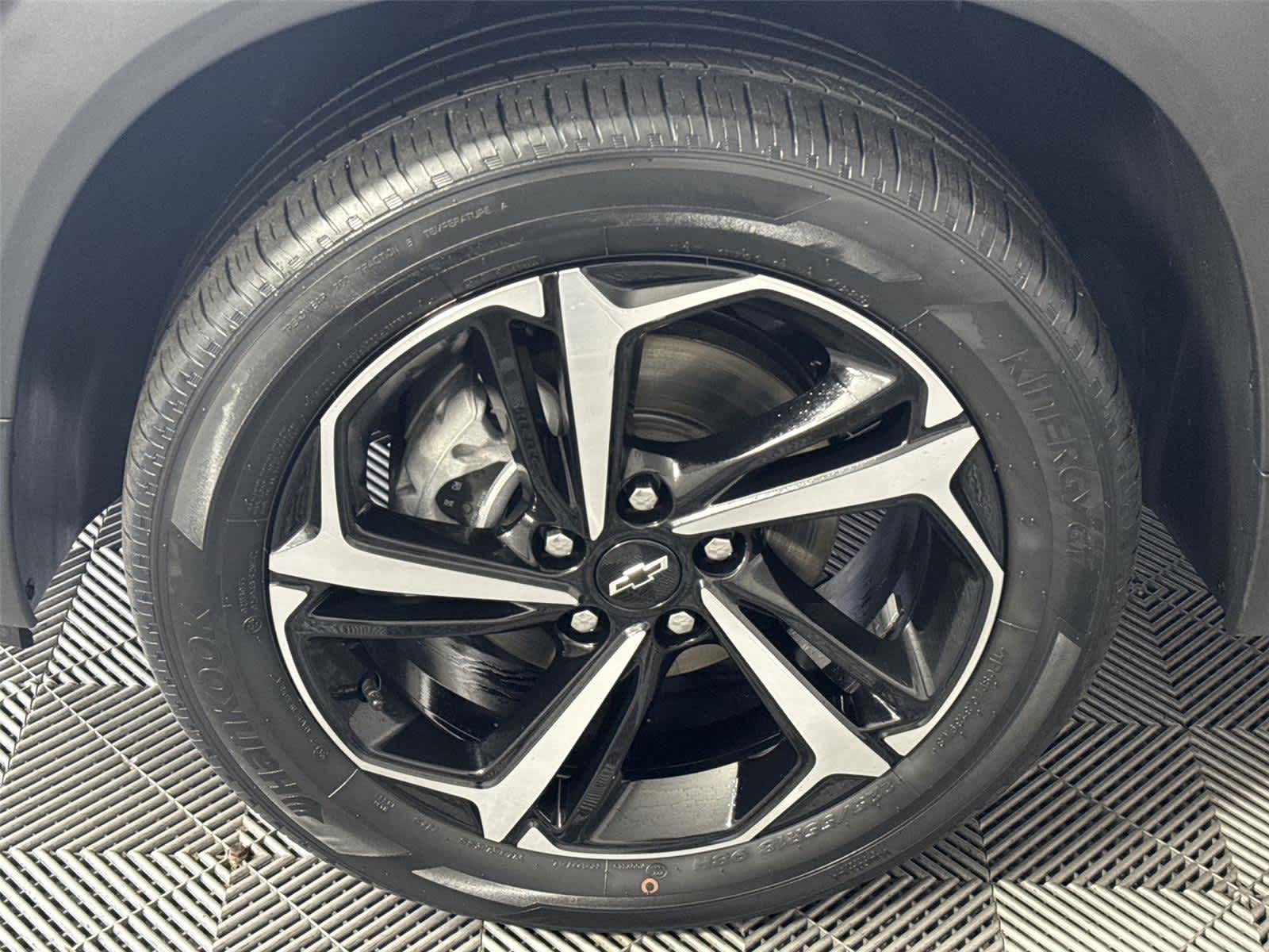 Thumbnail: 2023 Chevrolet TrailBlazer - 10