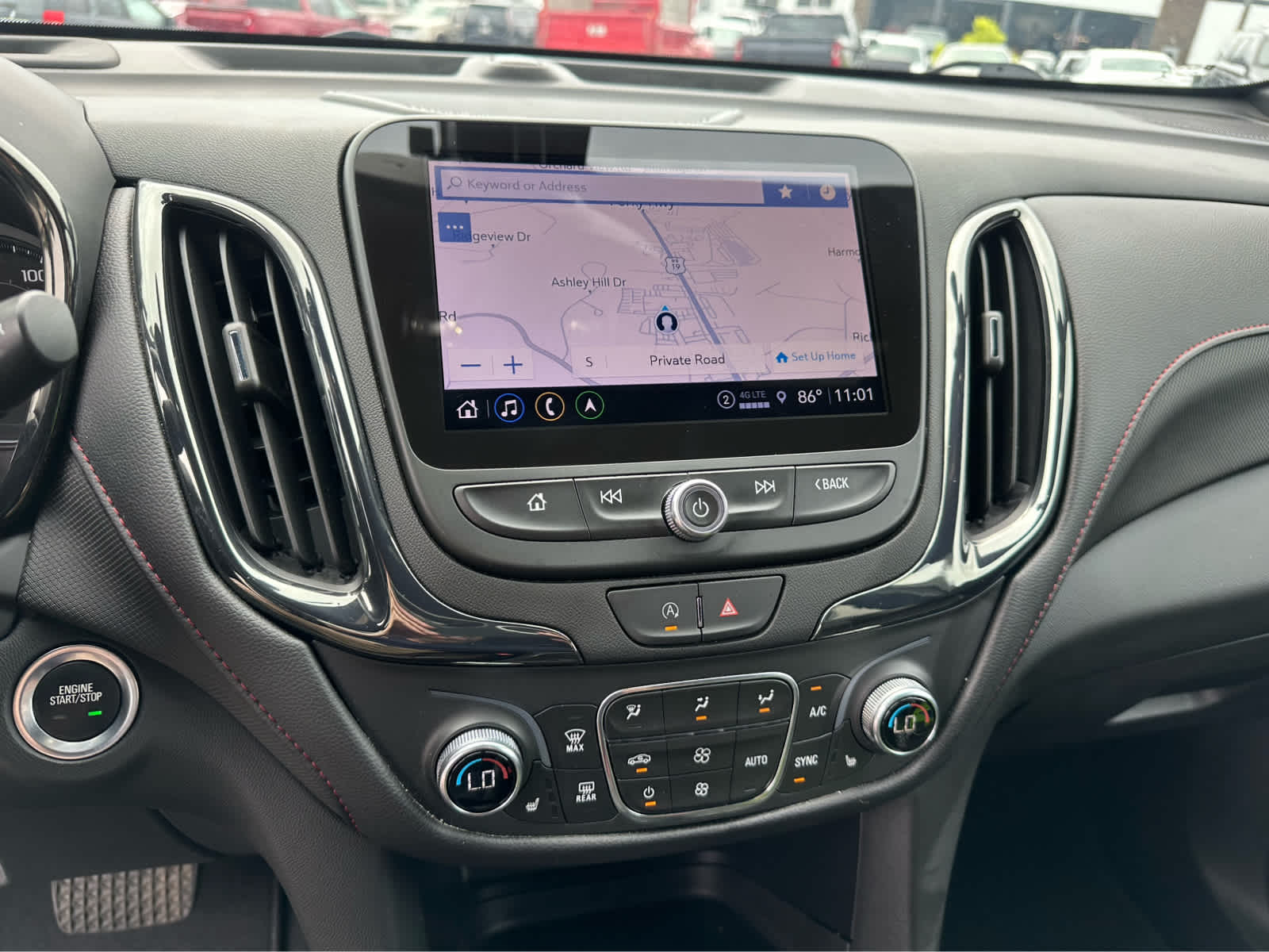 Thumbnail: 2022 Chevrolet Equinox - 11
