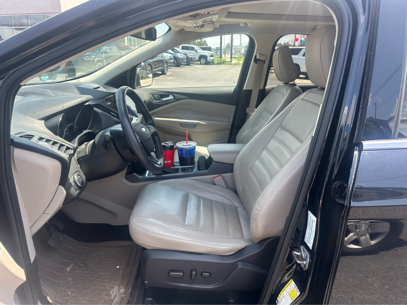 Thumbnail: 2018 Ford Escape - 4