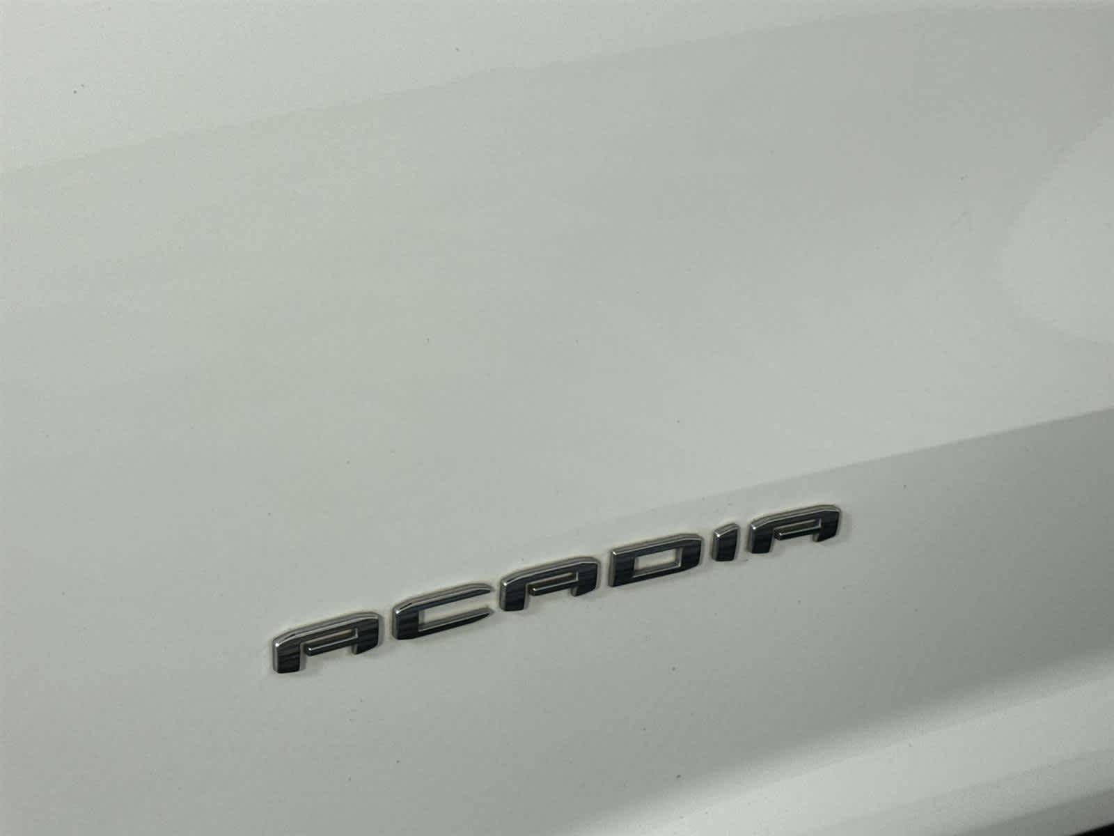 Thumbnail: 2024 GMC Acadia - 10
