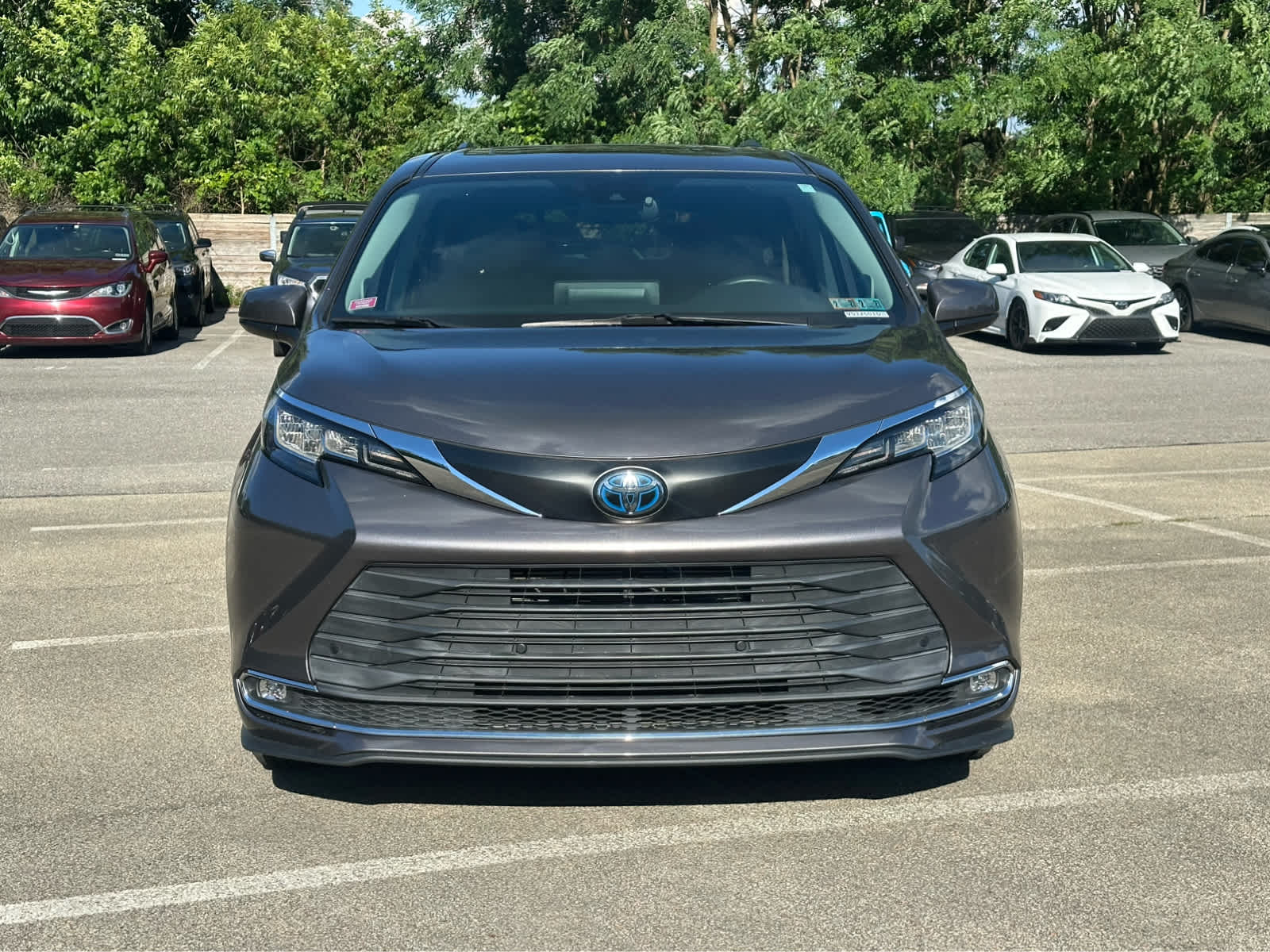 Thumbnail: 2021 Toyota Sienna - 2