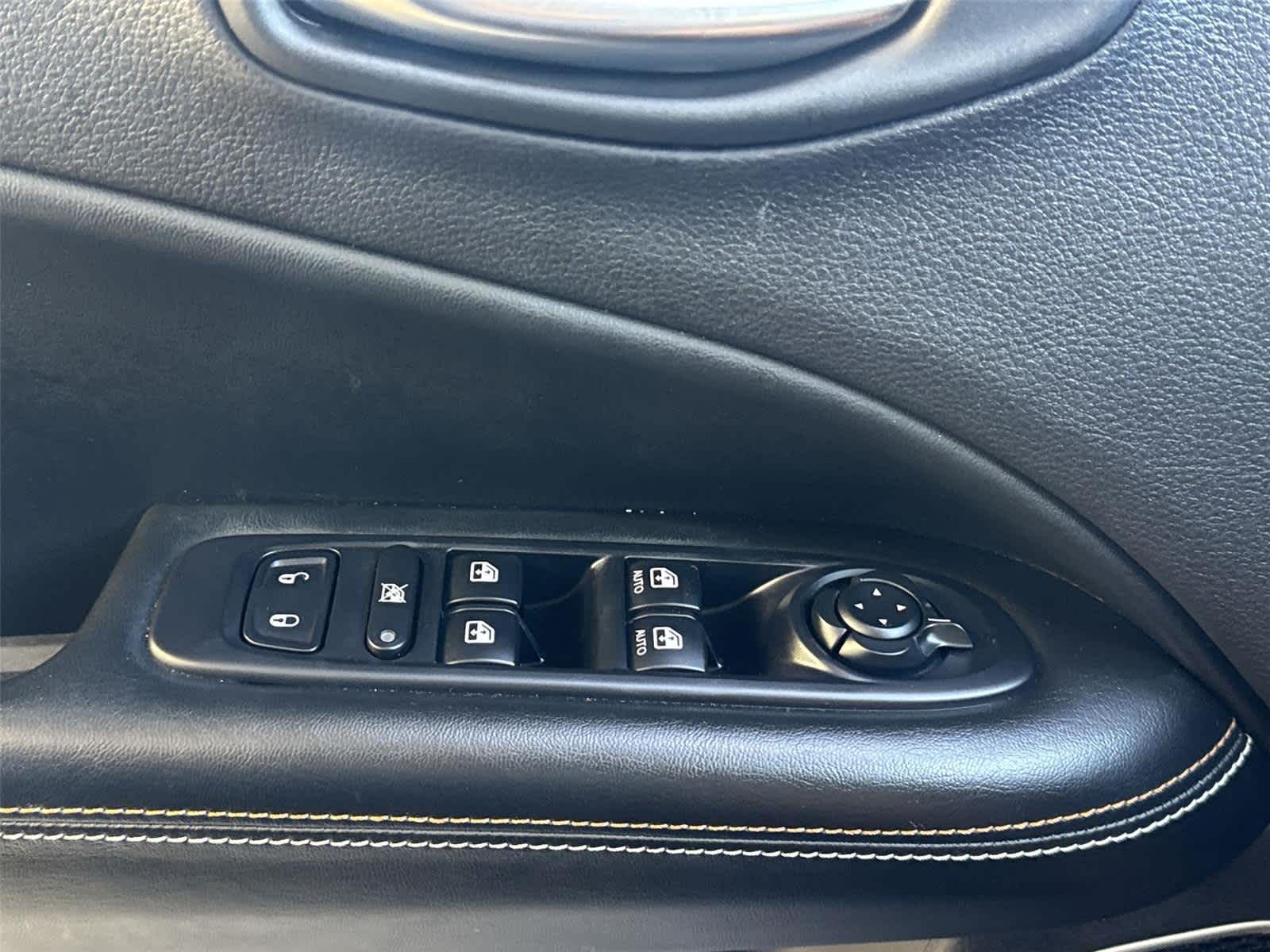 Thumbnail: 2019 Jeep Compass - 21