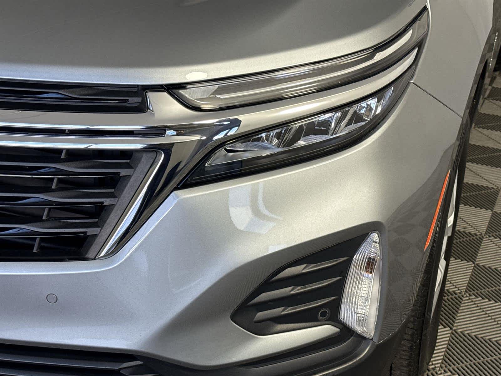 Thumbnail: 2024 Chevrolet Equinox - 9