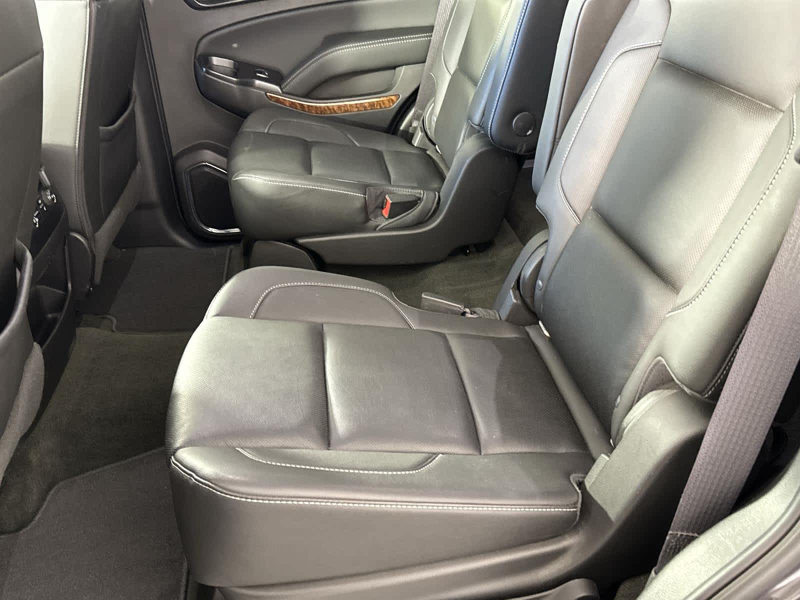 Thumbnail: 2017 Chevrolet Tahoe - 15