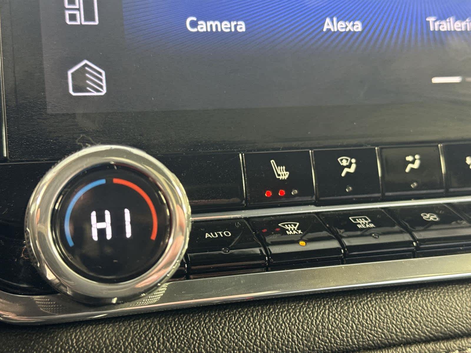 Thumbnail: 2024 Chevrolet Colorado - 20