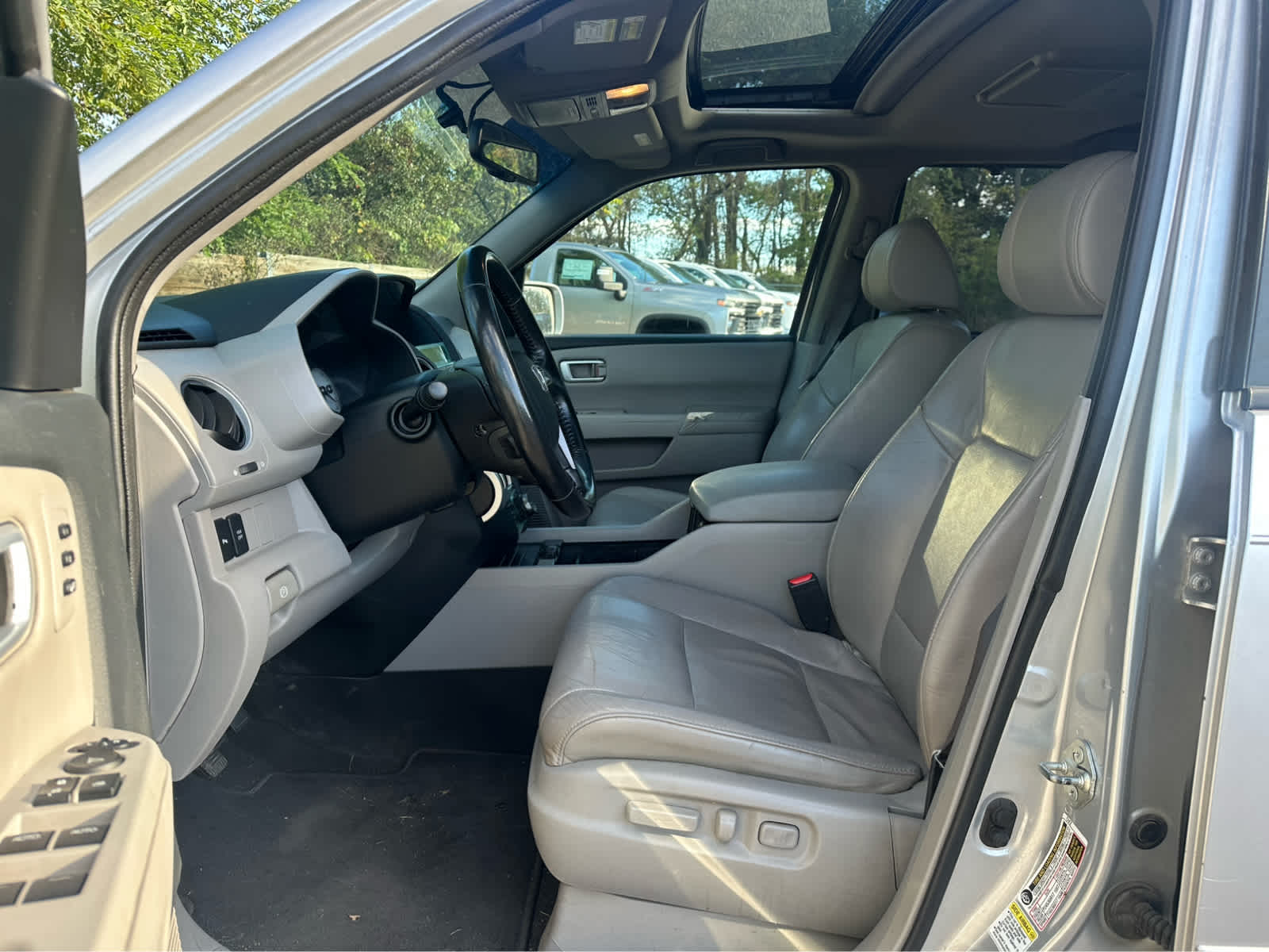 Thumbnail: 2010 Honda Pilot - 8