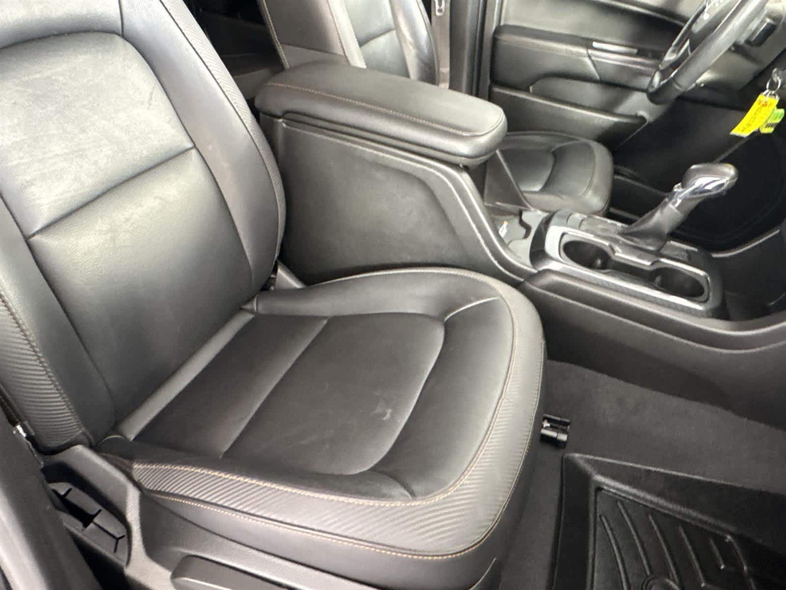 Thumbnail: 2022 GMC Canyon - 16