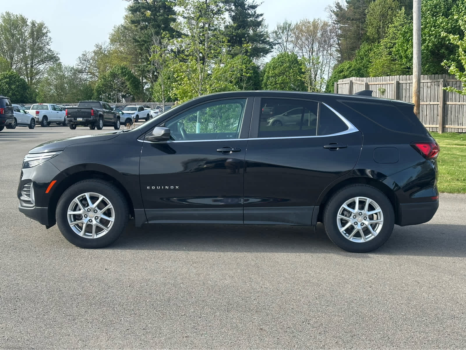 Thumbnail: 2023 Chevrolet Equinox - 4