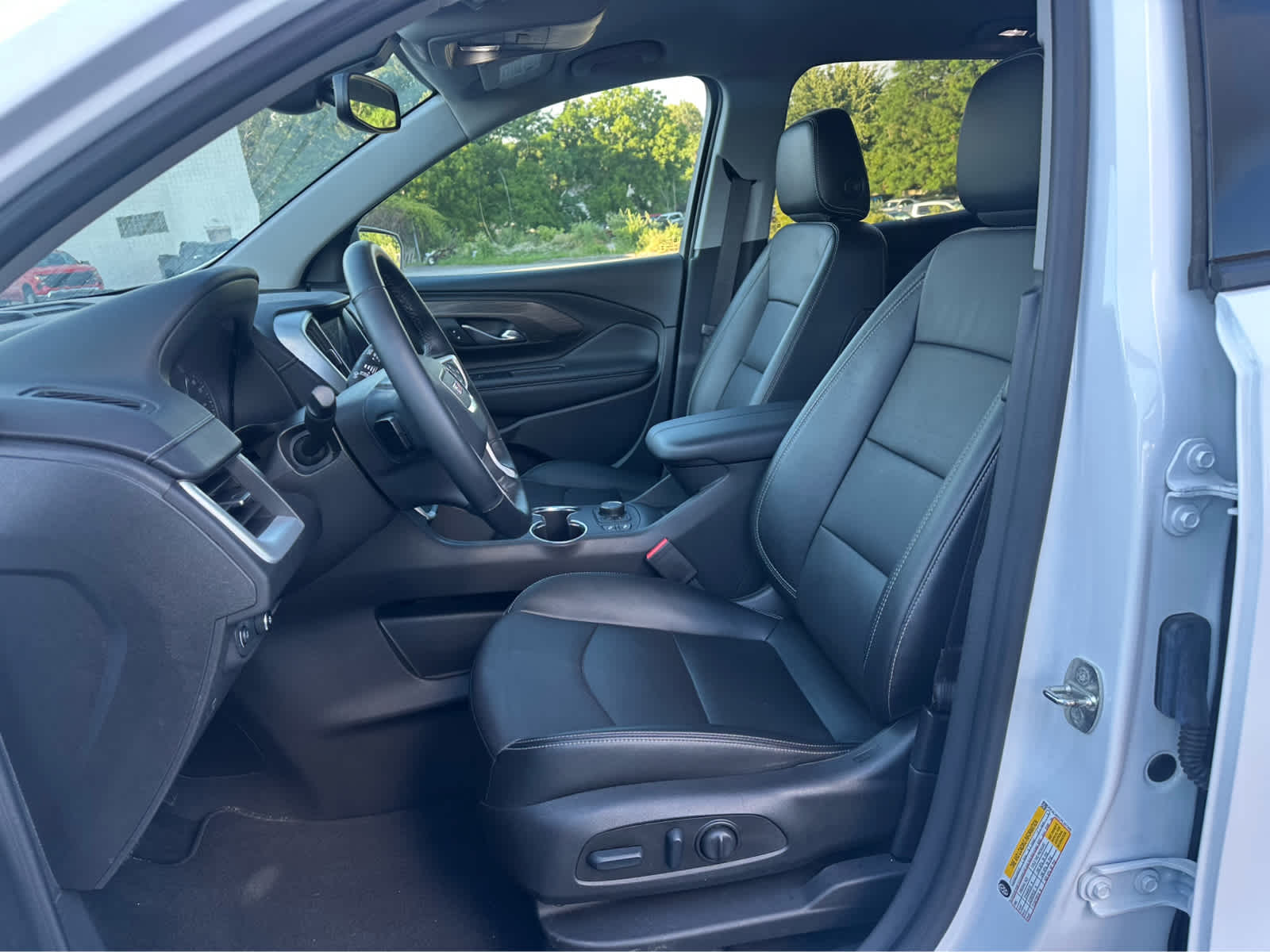 Thumbnail: 2023 GMC Terrain - 10