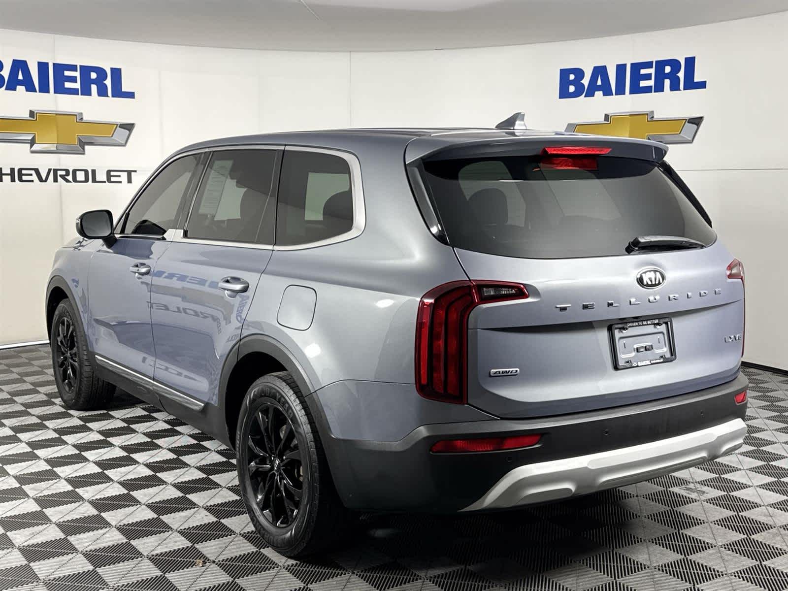 Thumbnail: 2021 Kia Telluride - 3