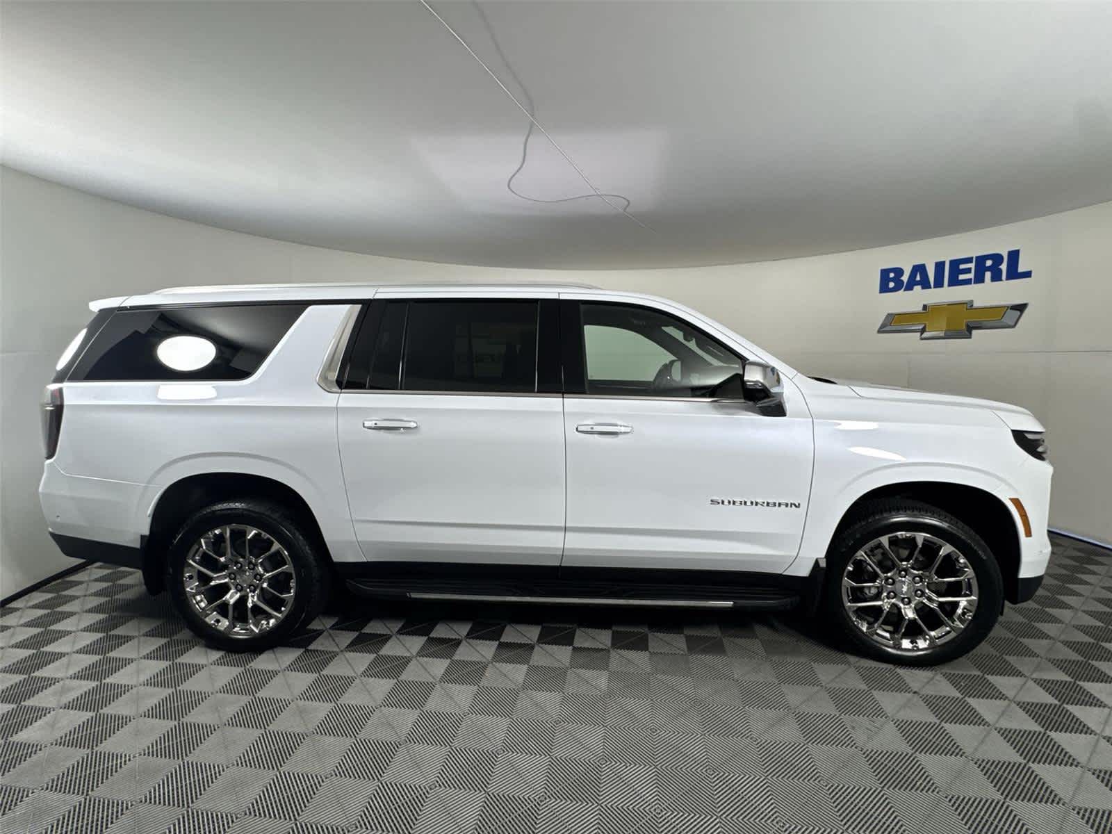 Thumbnail: 2026 Chevrolet Suburban - 6