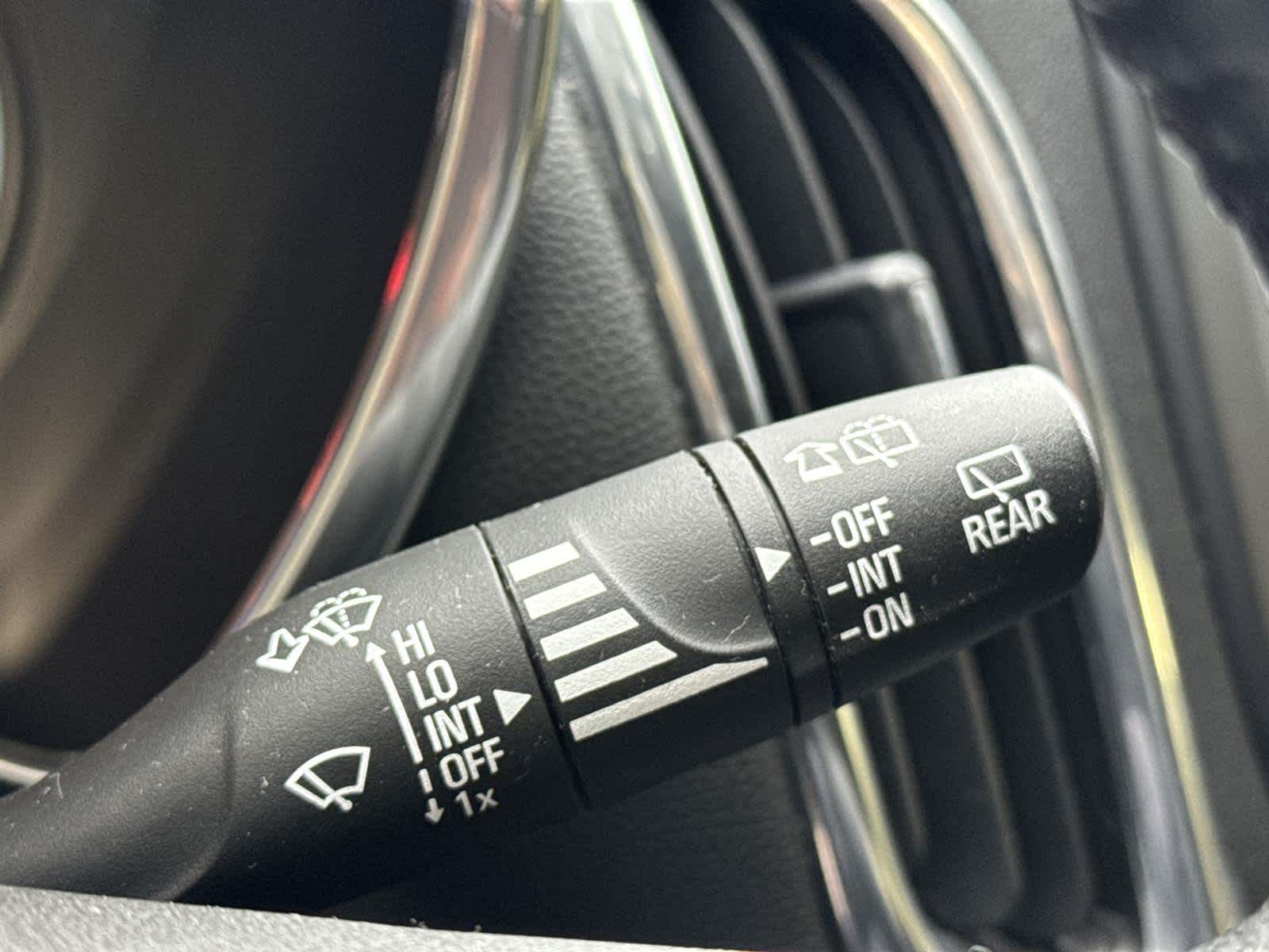 Thumbnail: 2020 Chevrolet Equinox - 30