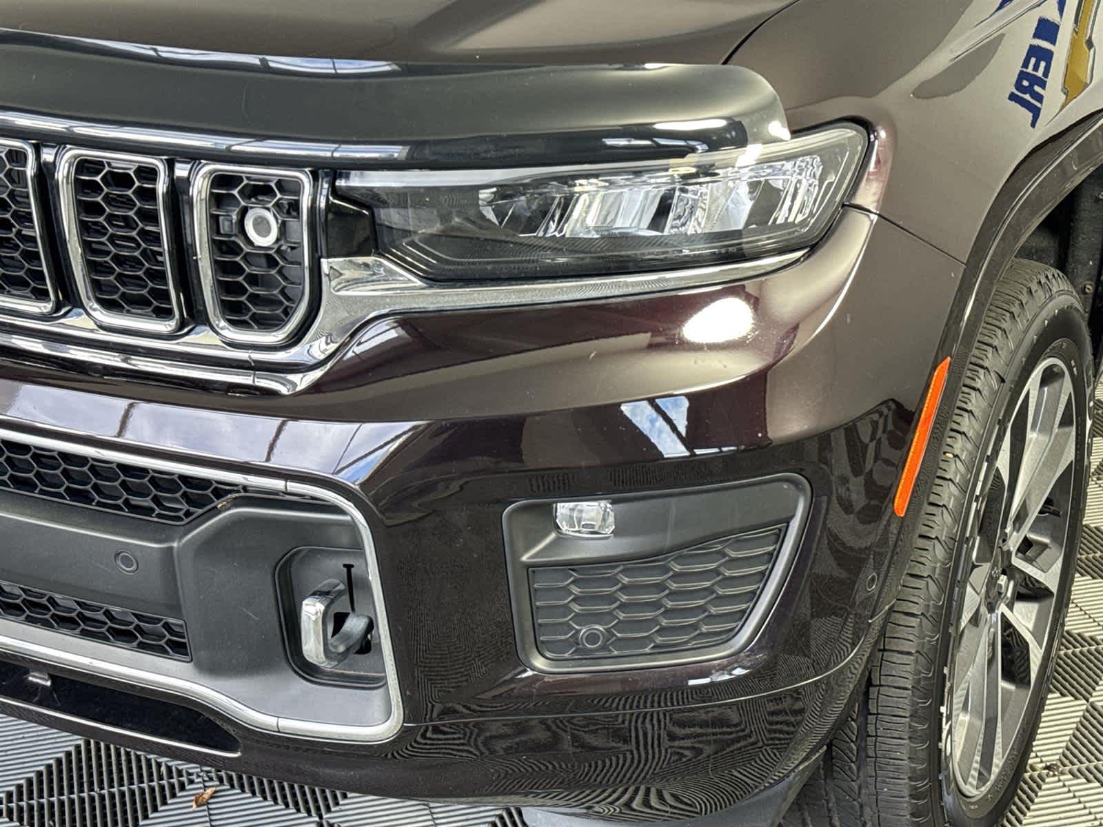 Thumbnail: 2022 Jeep Grand Cherokee - 9