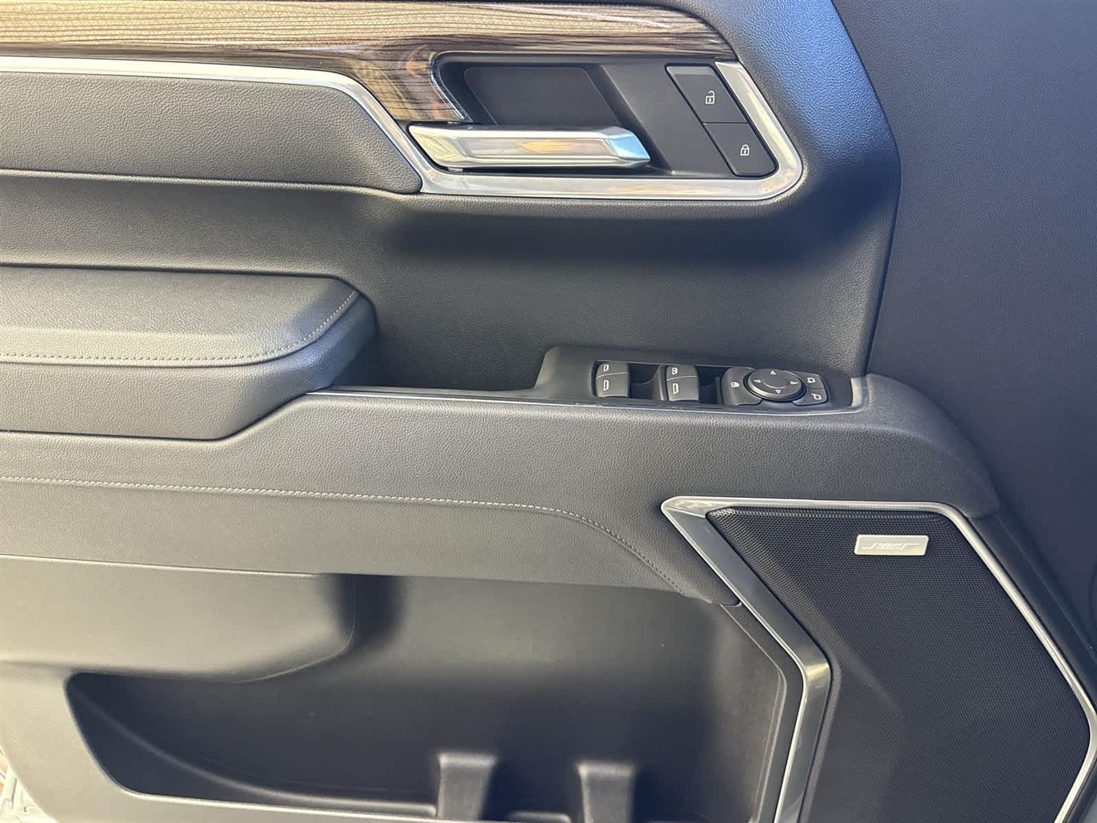 Thumbnail: 2025 Chevrolet Silverado 1500 - 22