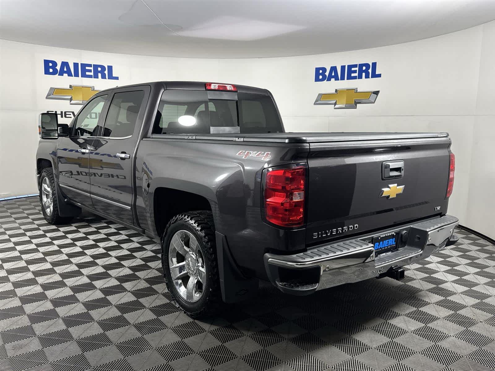 Thumbnail: 2015 Chevrolet Silverado 1500 - 3