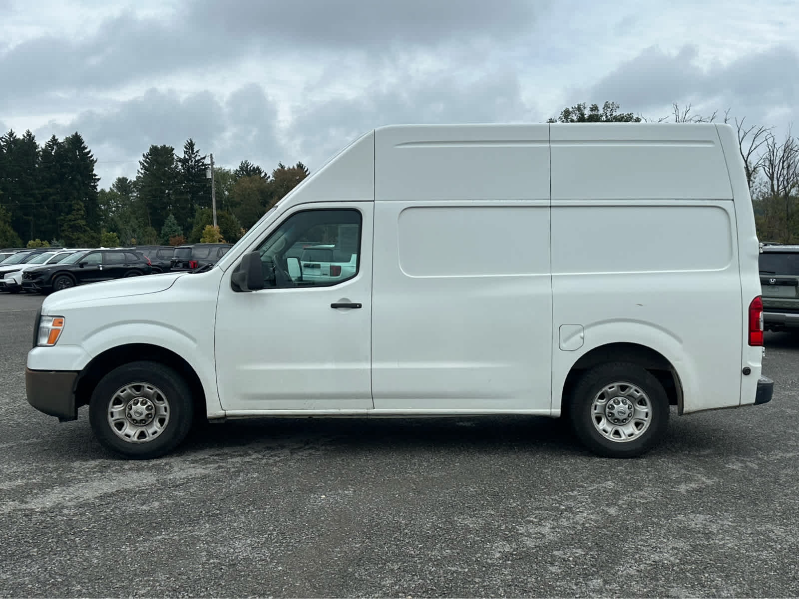 Thumbnail: 2017 Nissan NV - 4