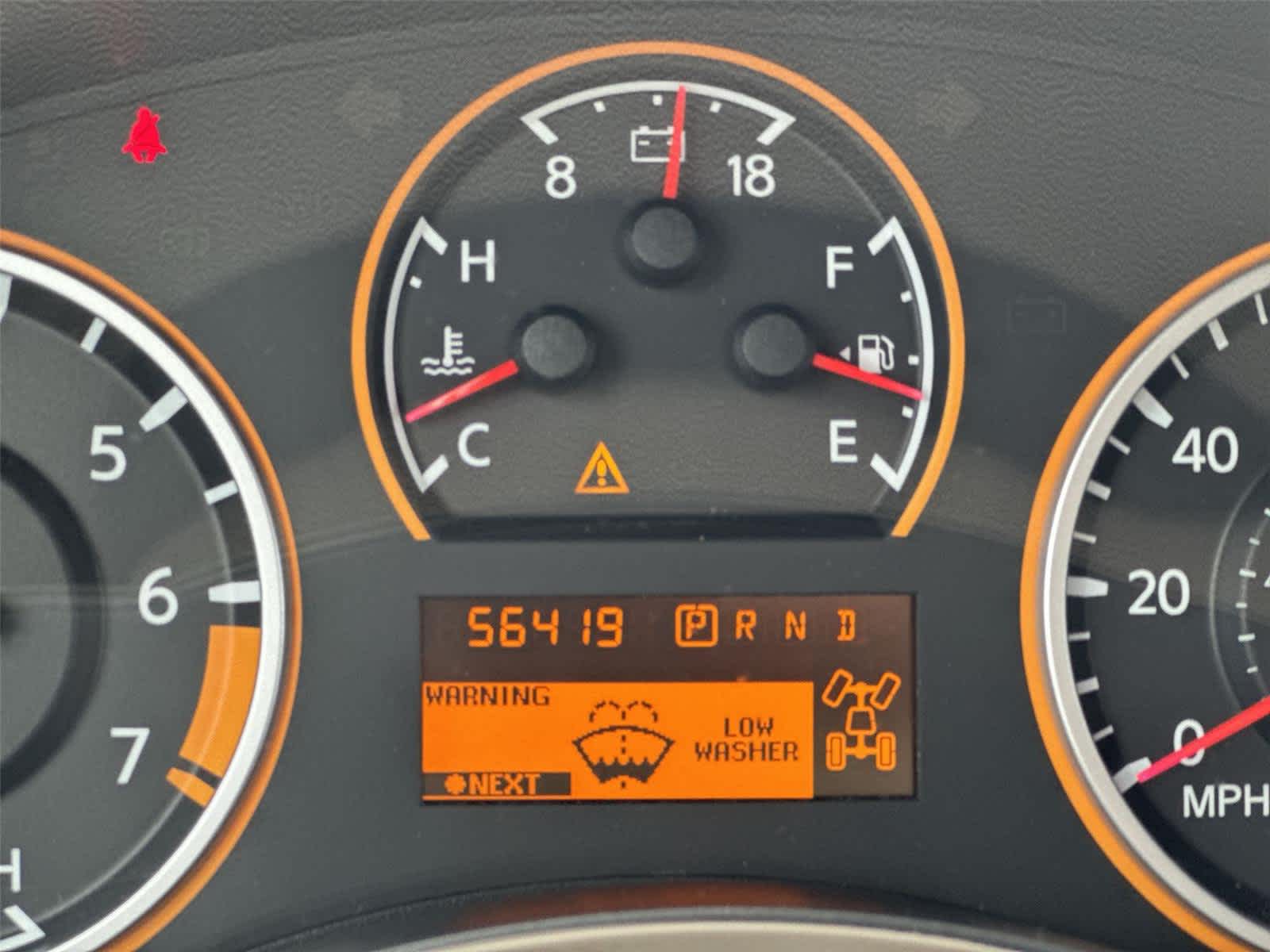 Thumbnail: 2014 Nissan Titan - 29