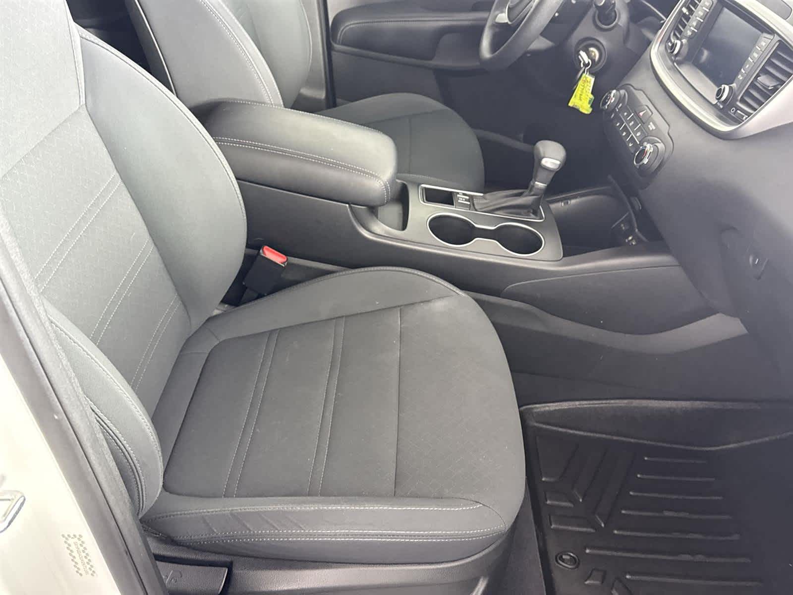 Thumbnail: 2019 Kia Sorento - 15