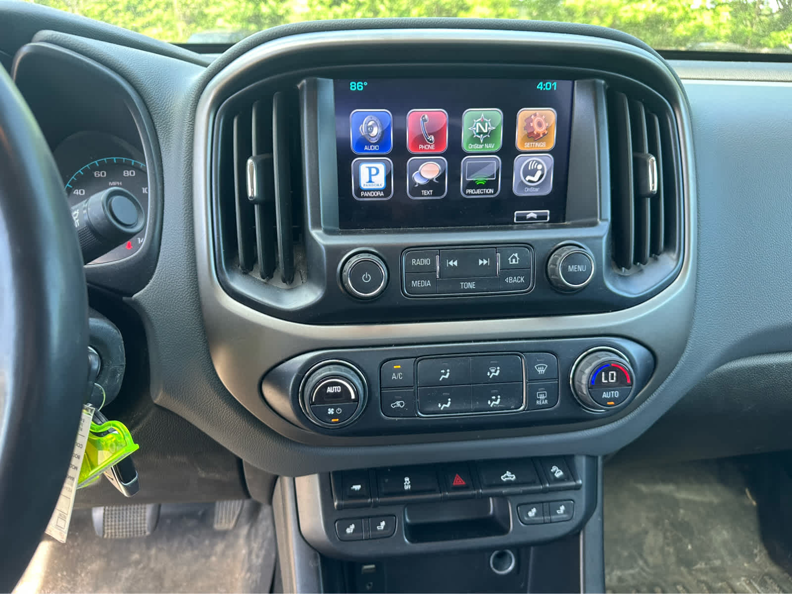 Thumbnail: 2016 Chevrolet Colorado - 12