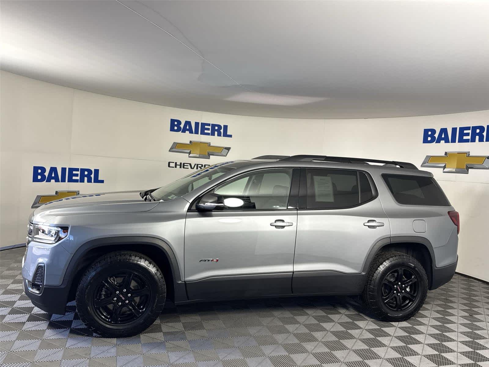 Thumbnail: 2023 GMC Acadia - 2