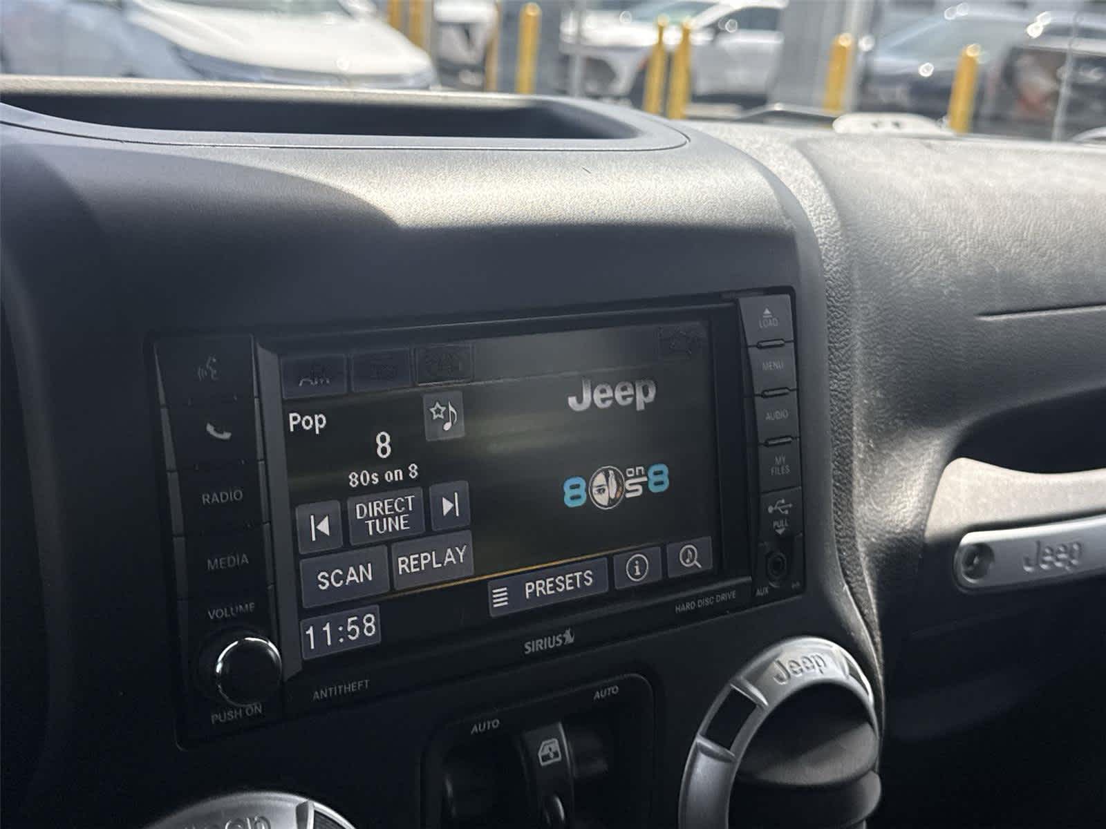 Thumbnail: 2016 Jeep Wrangler - 16