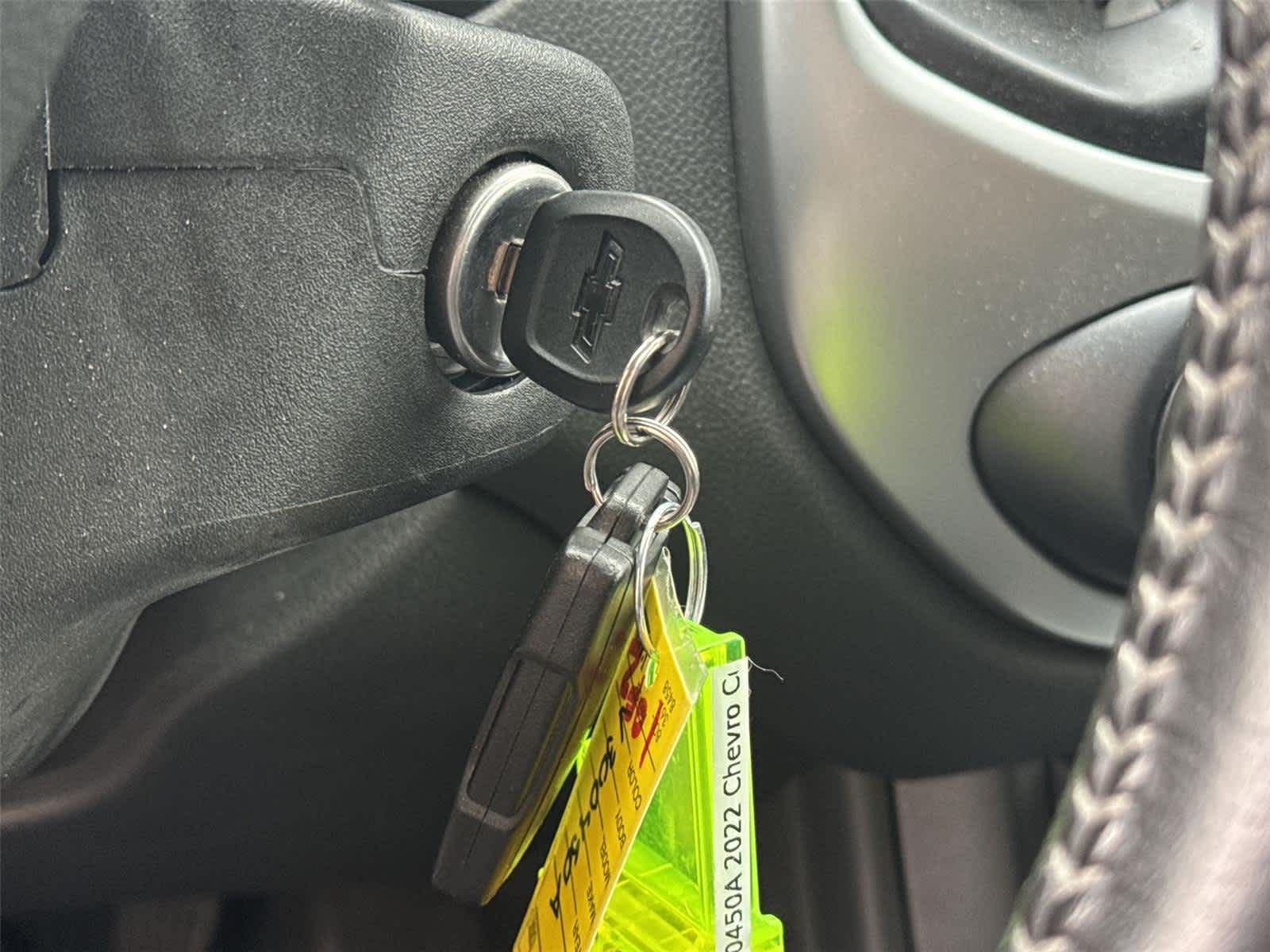 Thumbnail: 2022 Chevrolet Colorado - 28