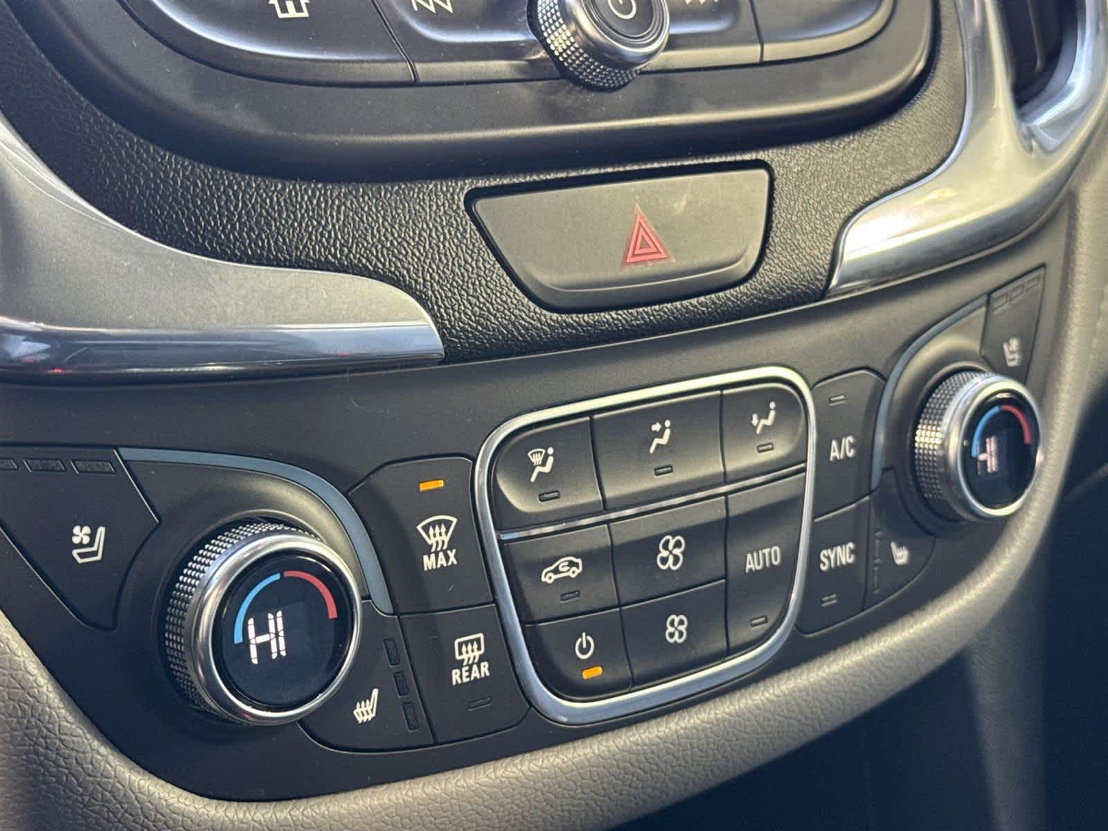 Thumbnail: 2019 Chevrolet Equinox - 22