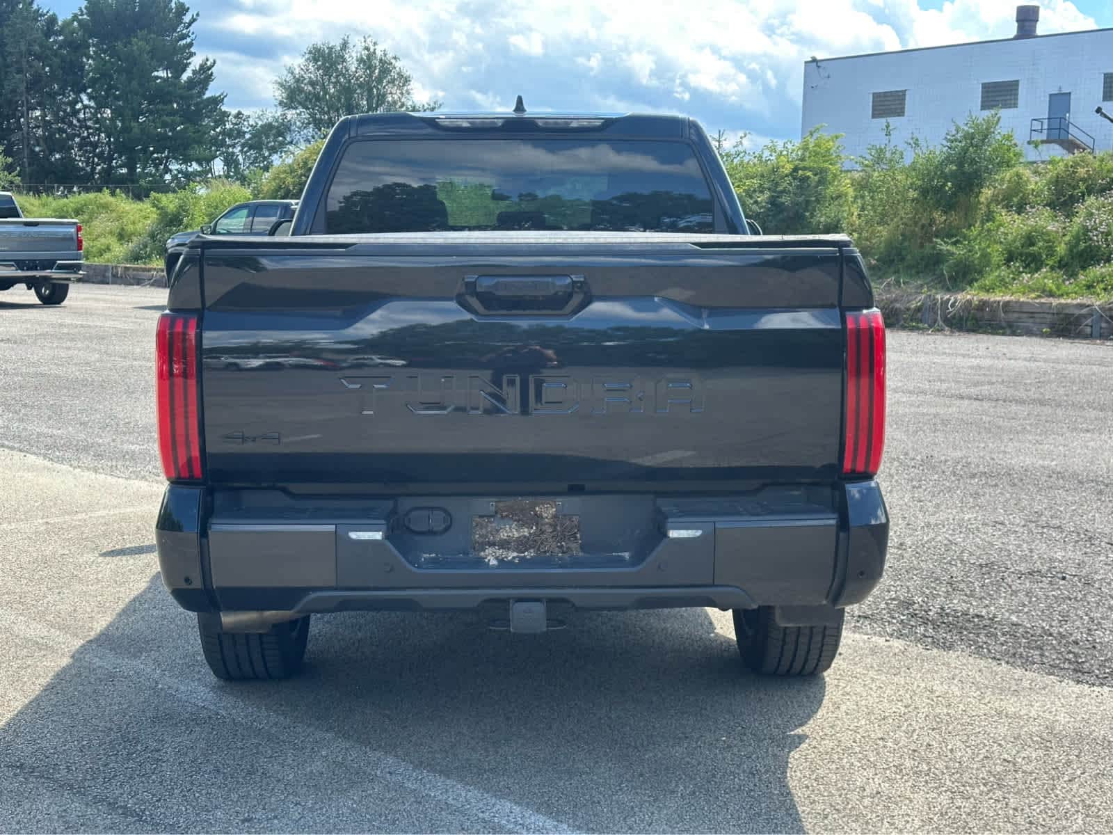 Thumbnail: 2023 Toyota Tundra - 6