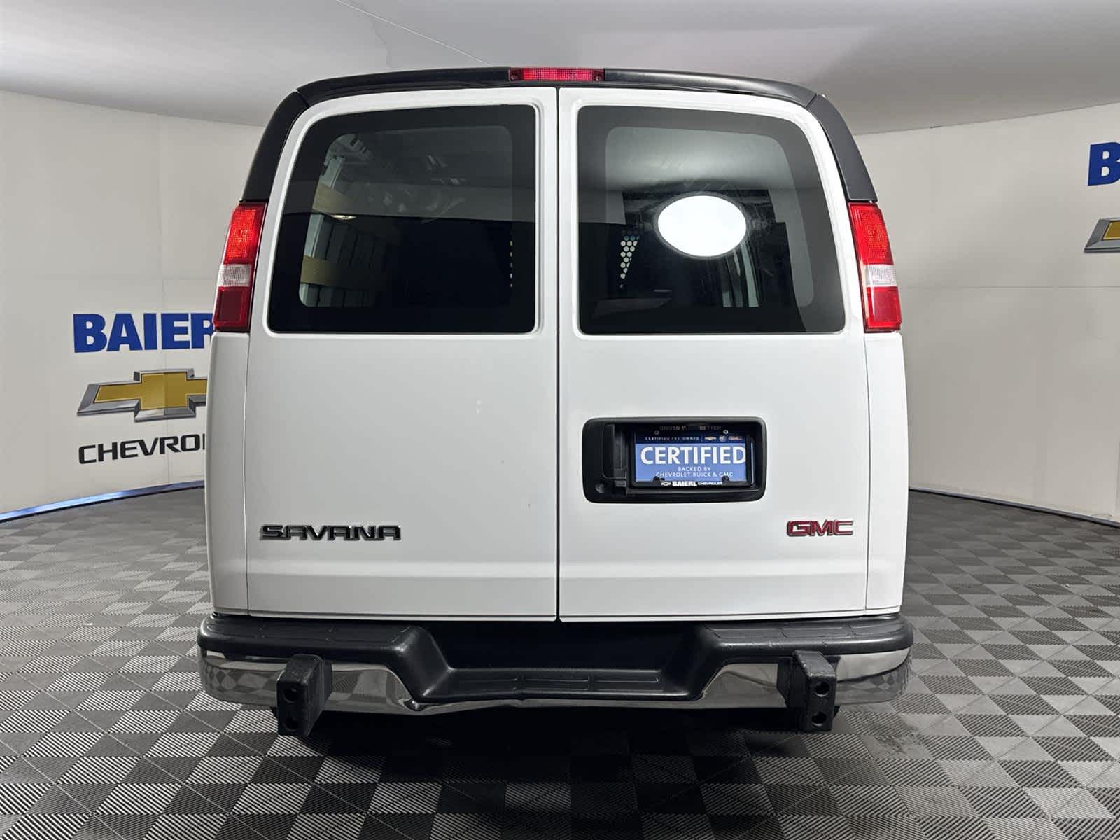 Thumbnail: 2024 GMC Savana - 4