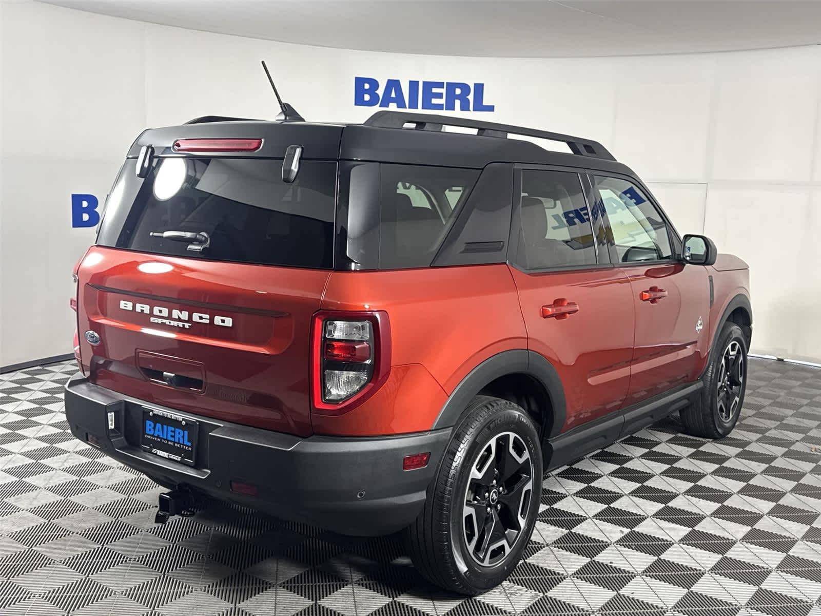 Thumbnail: 2023 Ford Bronco Sport - 5