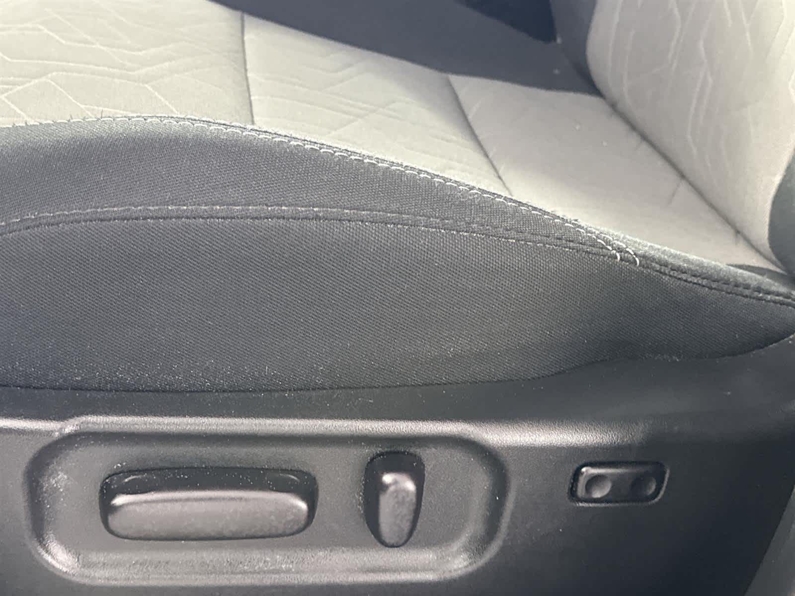 Thumbnail: 2022 Toyota Tacoma - 13