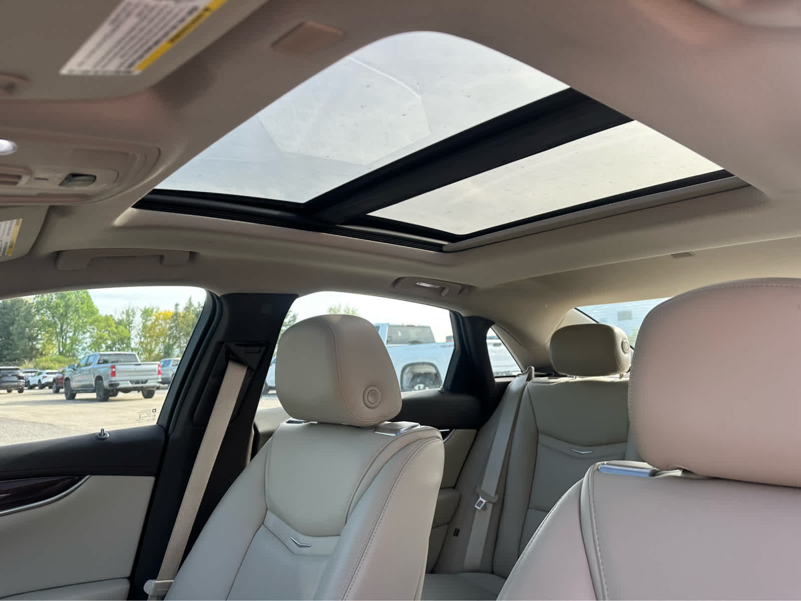 Thumbnail: 2016 Cadillac XTS - 11