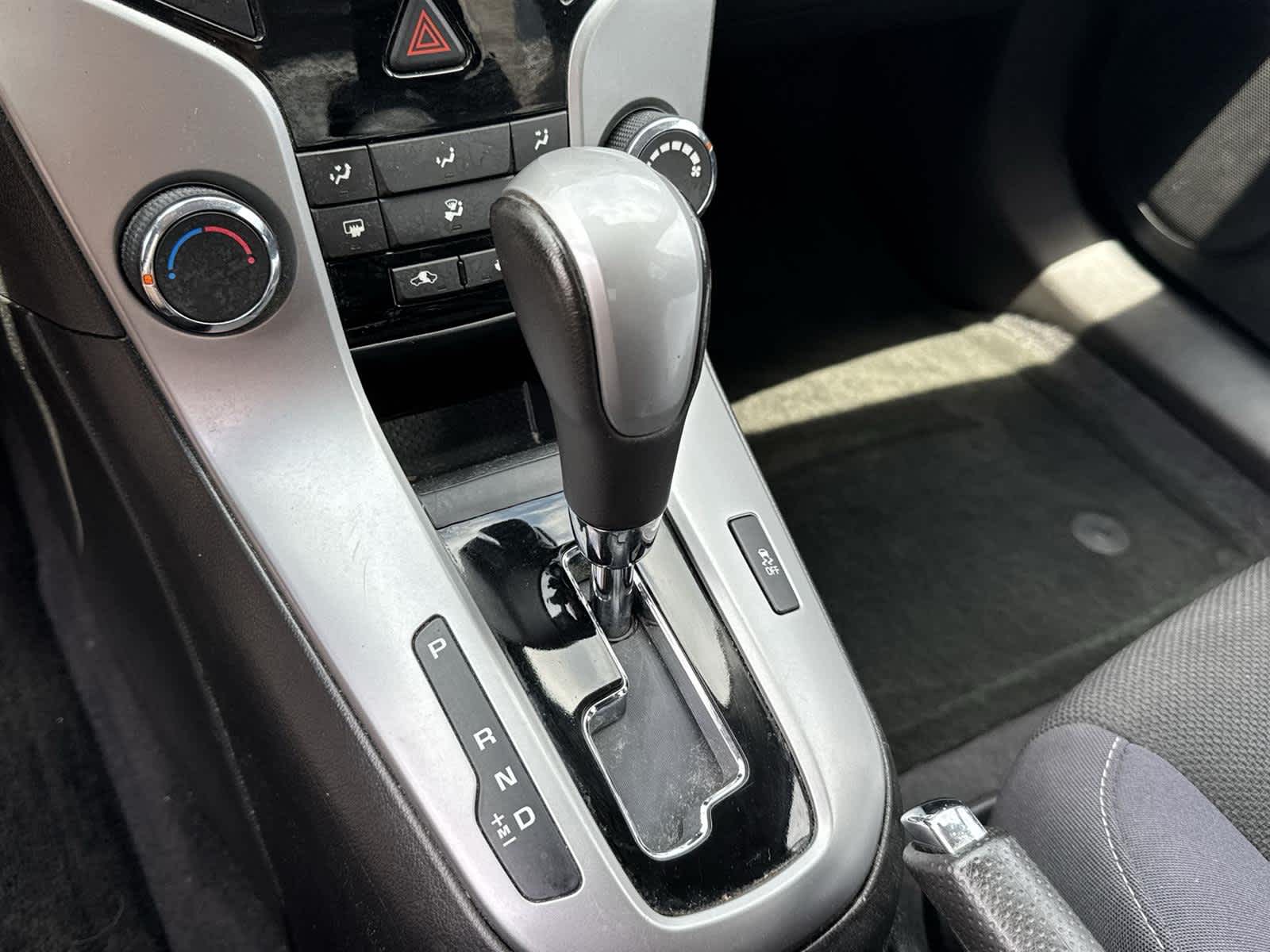 Thumbnail: 2013 Chevrolet Cruze - 19