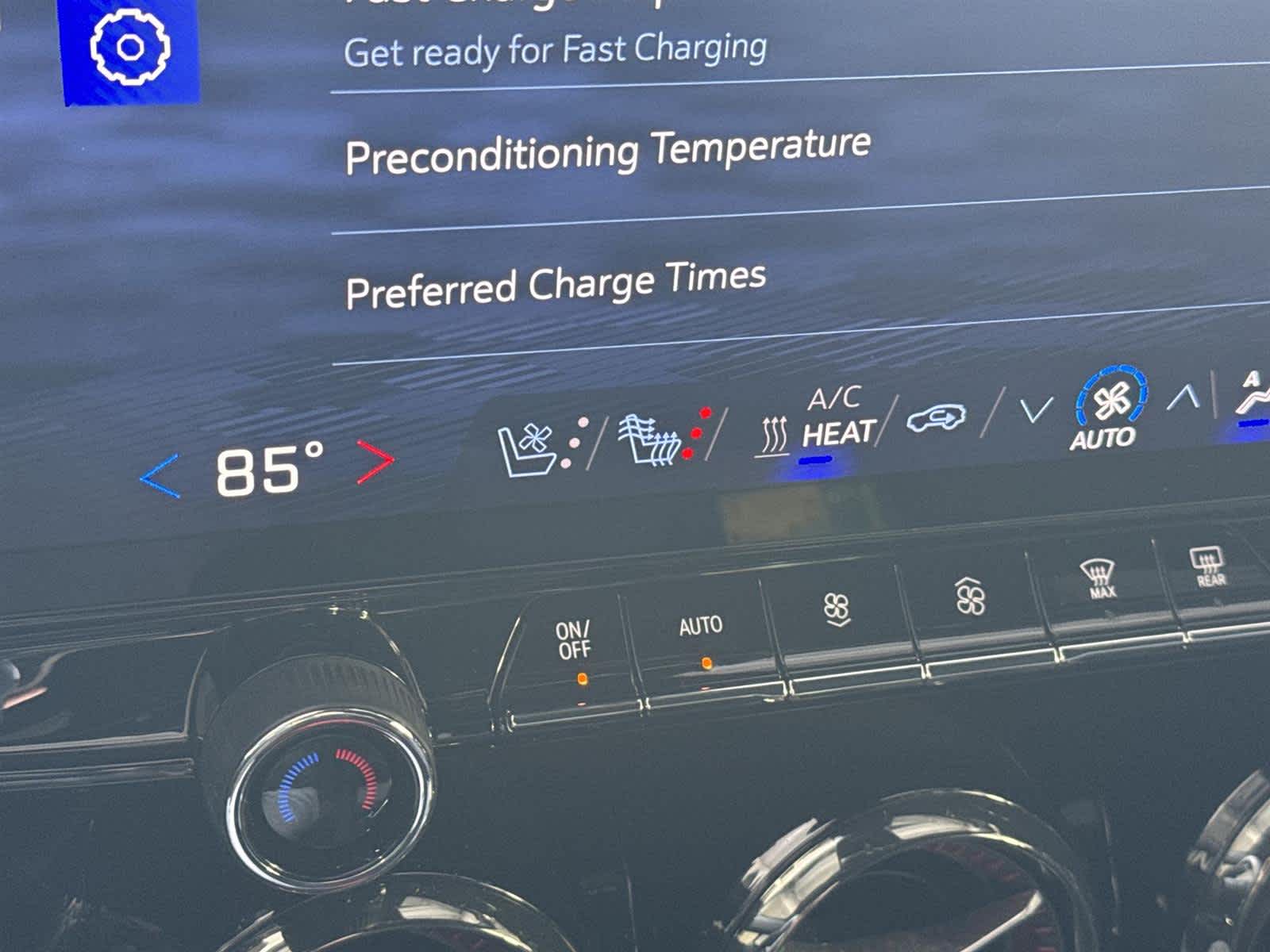 Thumbnail: 2024 Chevrolet Blazer EV - 19