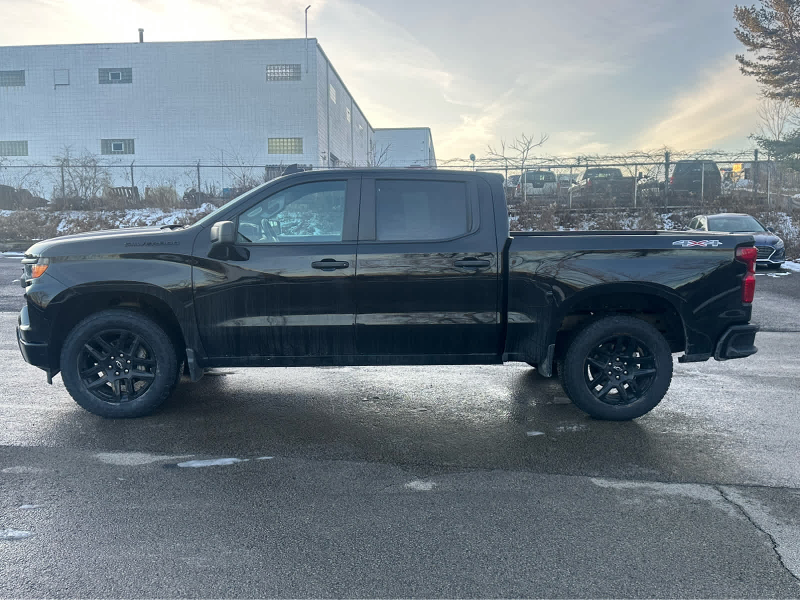 Thumbnail: 2023 Chevrolet Silverado 1500 - 4