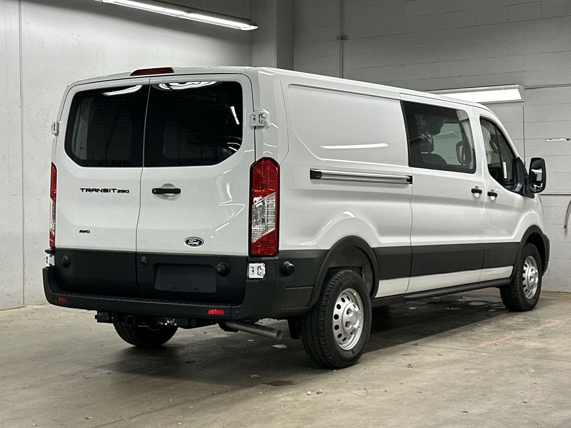 Thumbnail: 2026 Ford Transit Series - 30