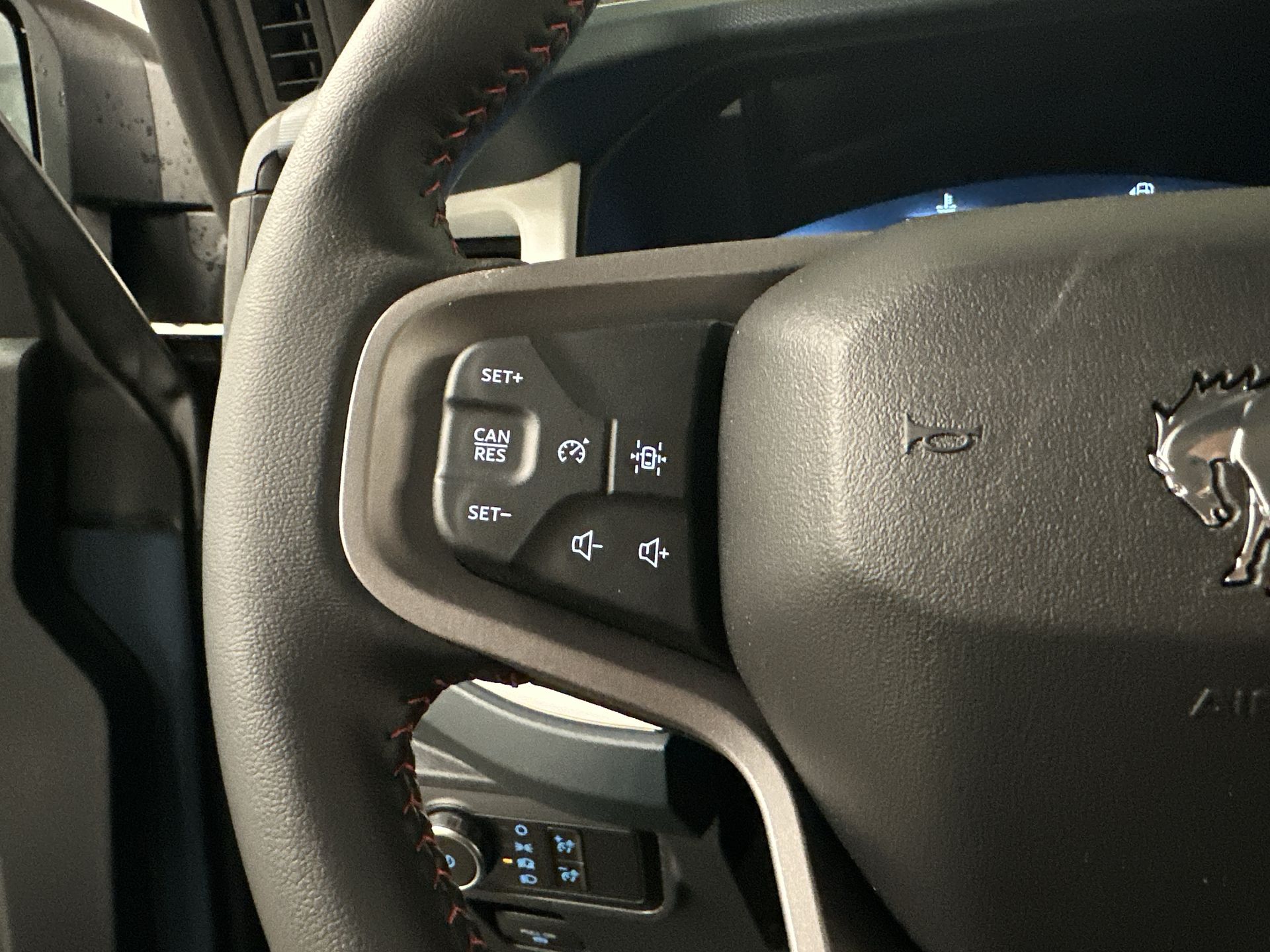 Thumbnail: 2025 Ford Bronco - 8