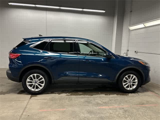 Thumbnail: 2020 Ford Escape - 3