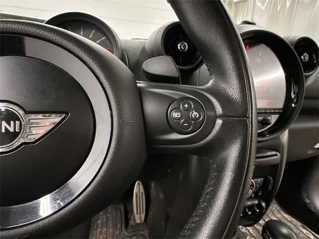 Thumbnail: 2015 MINI Cooper Paceman - 10